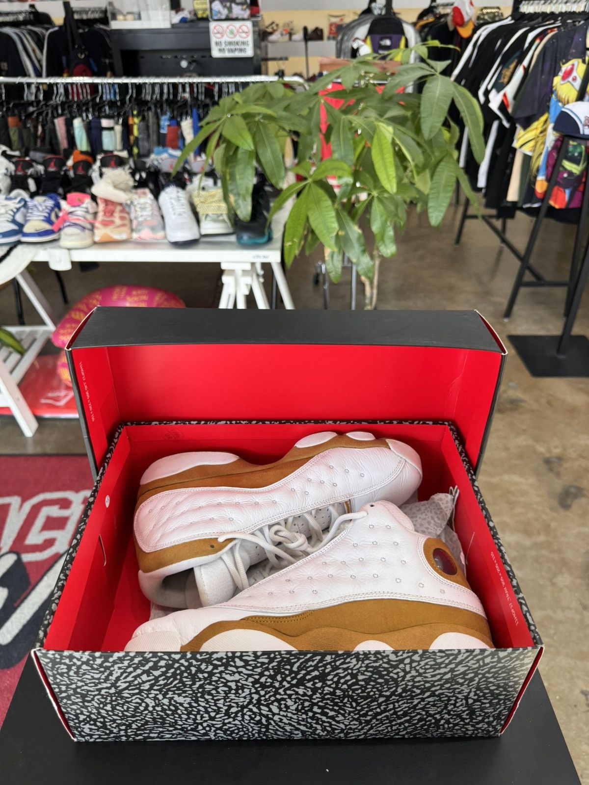 Jordan Brand Air Jordan 13 Wheat Size 7Y (2023) Size US 7 / EU 40 - 10 Thumbnail