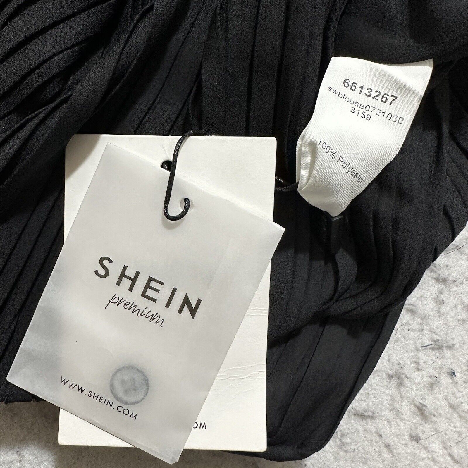 Shein Shein Medium Black Sleeveless Career Blouse Mockneck Size M / US 6-8 / IT 42-44 - 4 Thumbnail