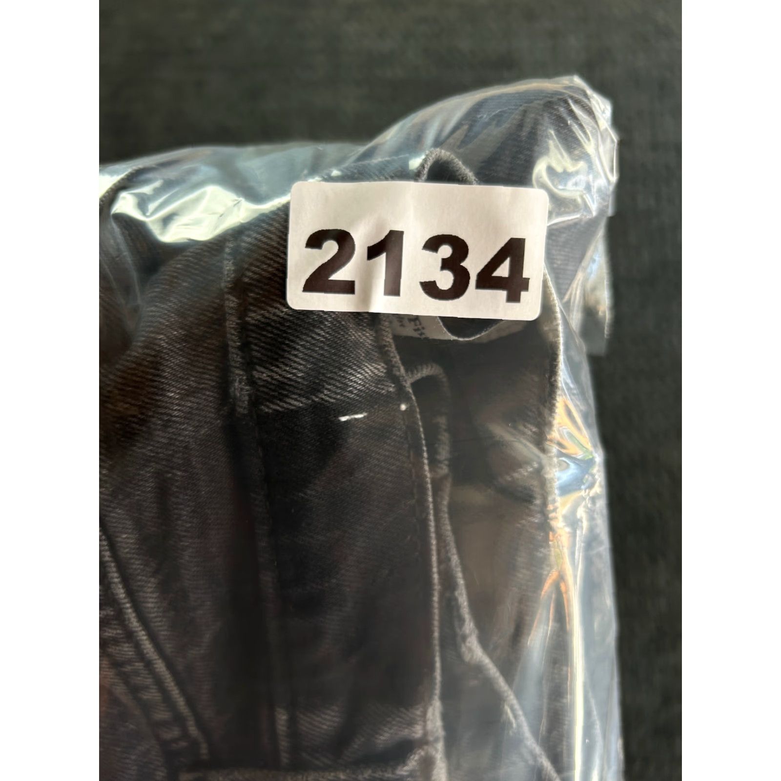 Abercrombie & Fitch Abercrombie & Fitch Jeans Ankle Straight 28 6 R Black Womens Regular 28 5-Pocket Denim Modern Comfort 90s Beach Bohemian City Preppy Style Size 28" / US 6 / IT 42 - 8 Thumbnail