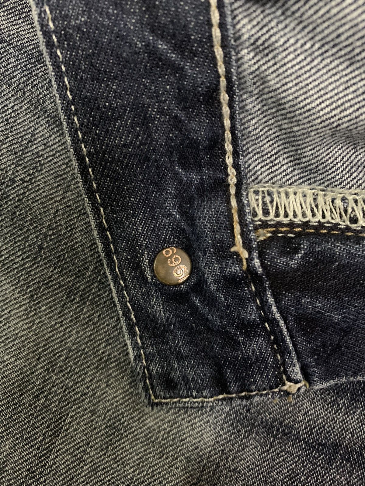 Gap Vintage Gap 1969 Whiskers Washed Distressed Grunge Jeans Size US 32 / EU 48 - 5 Thumbnail