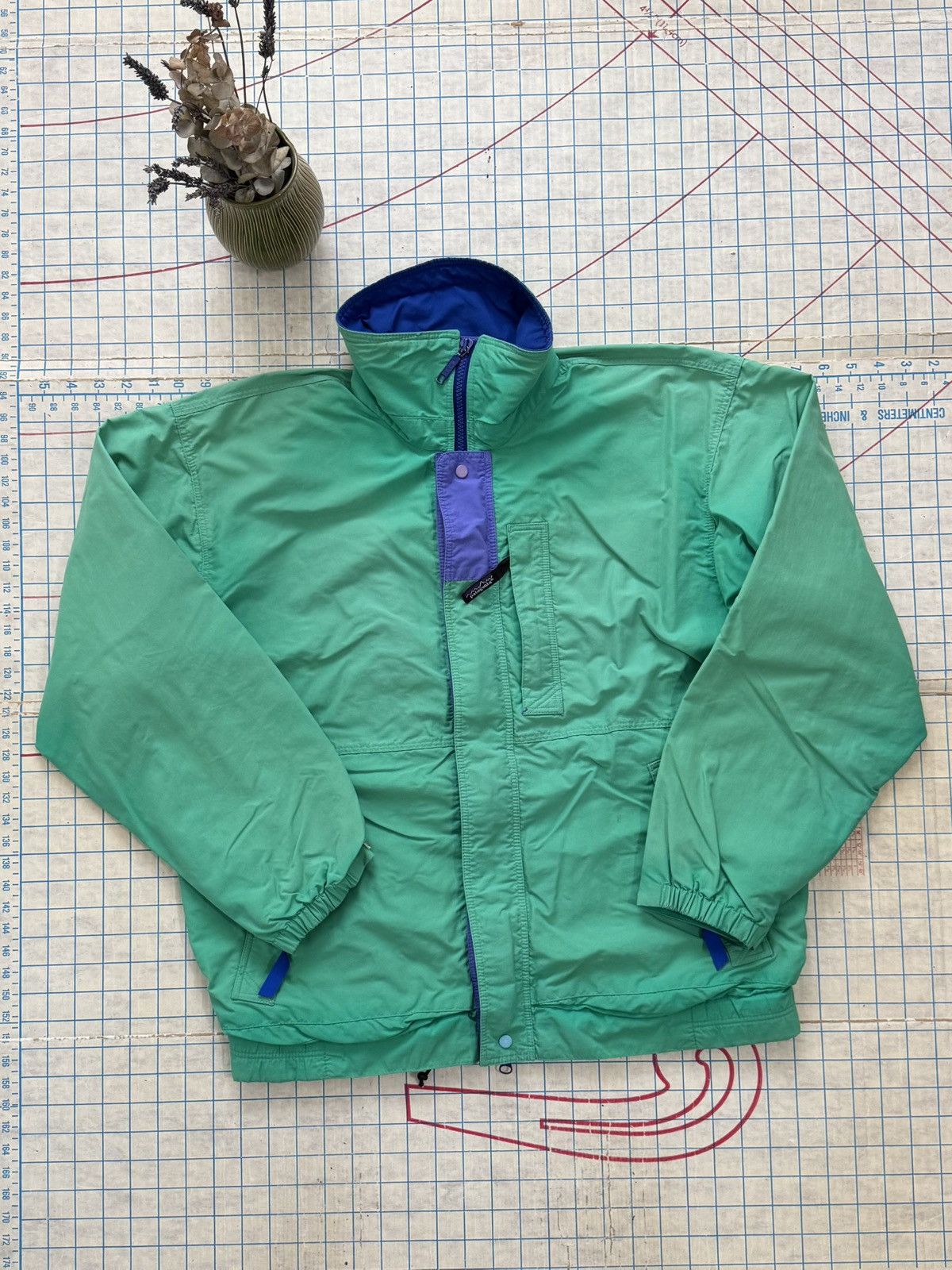 Patagonia Vintage Patagonia Faded Green Shell Jacket Size Medium Size US M / EU 48-50 / 2 - 5 Thumbnail