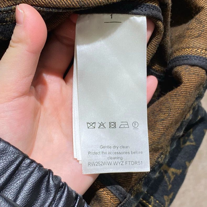 Louis Vuitton Louis Vuitton 25fw Hot Style Black Gold Old Flower Full Pr Size XXS / US 00 / IT 34 - 5 Thumbnail