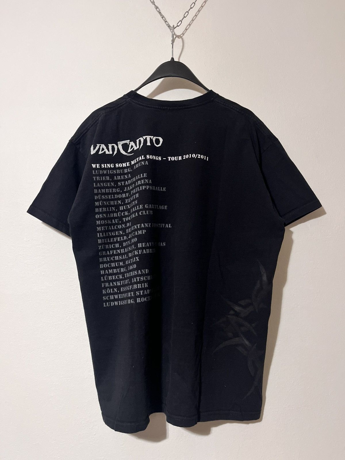 Fruit Of The Loom VAN CANTO - To Sing Some Metal Songs — Tour 2010/2011 Size US XL / EU 56 / 4 - 1 Thumbnail