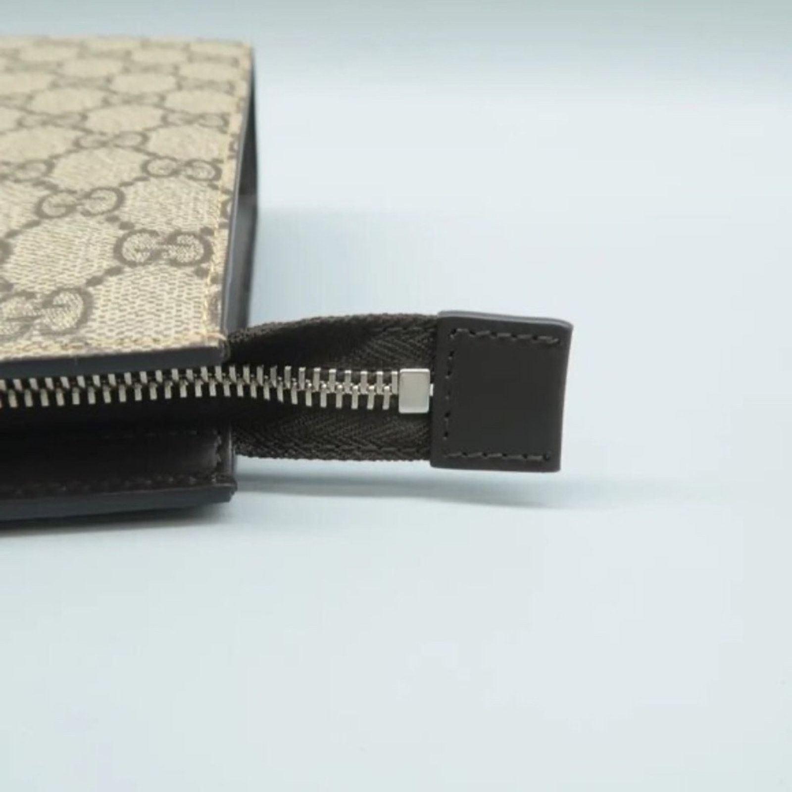 Gucci Authentic GUCCI Brown GG Canvas Clutch Bag Lux-350-092225 Size ONE SIZE - 9 Thumbnail