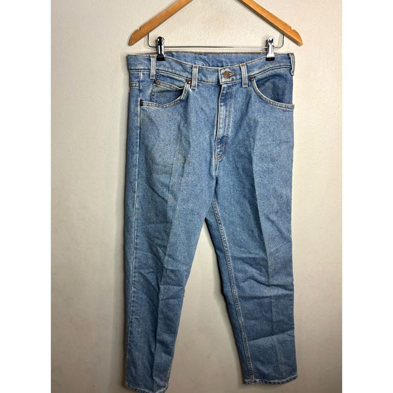 Levi's VINTAGE Levi’s 540 Jeans Men 34x29 Denim Straight Blue 90s Grunge Logo 5-Pocket Womens? Size US 34 / EU 50 - 4 Thumbnail
