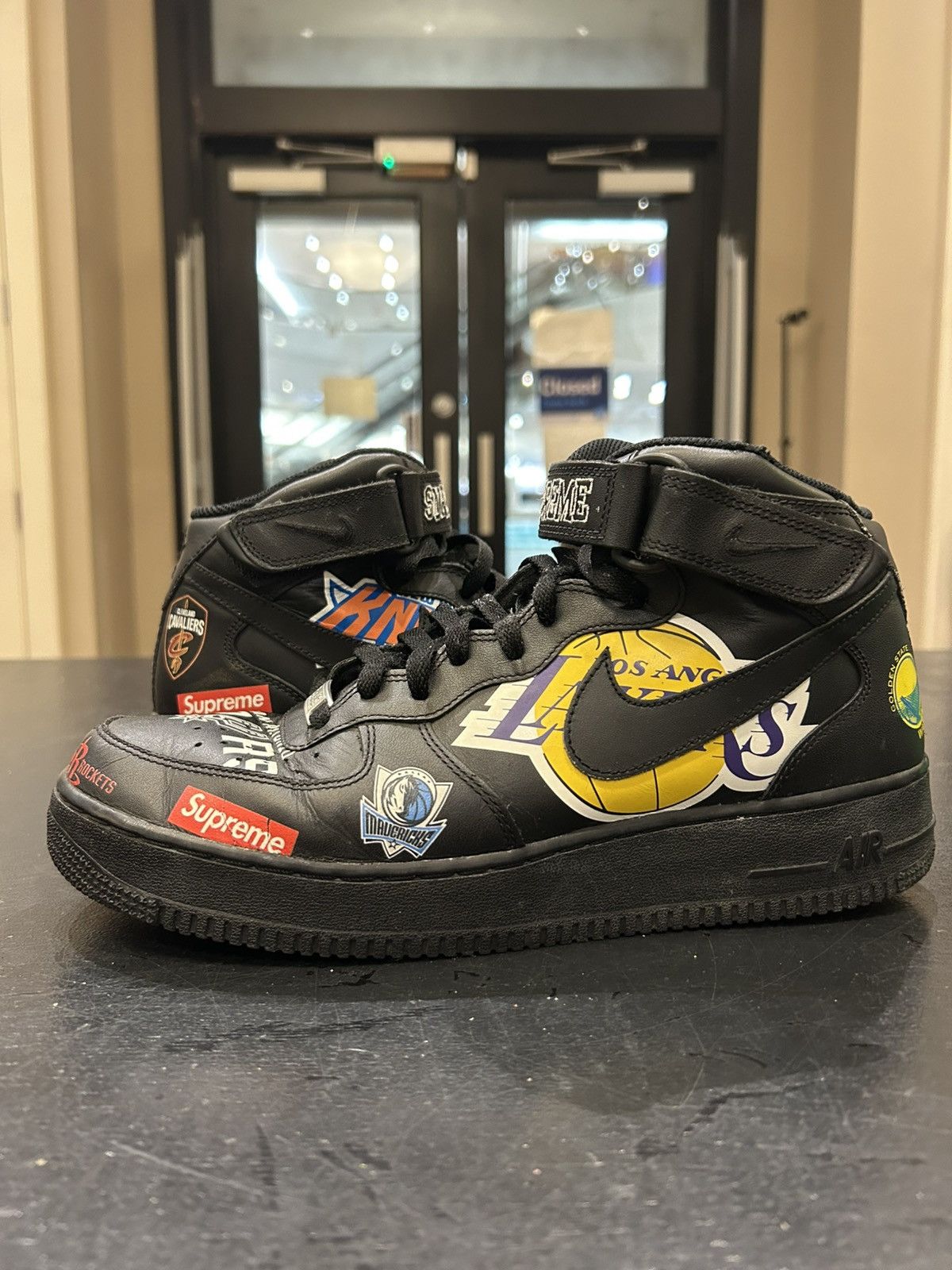 Nike × Supreme Nike Air Force 1 Mid ‘Supreme NBA Black’ Size US 10 / EU 43 - 1 Thumbnail