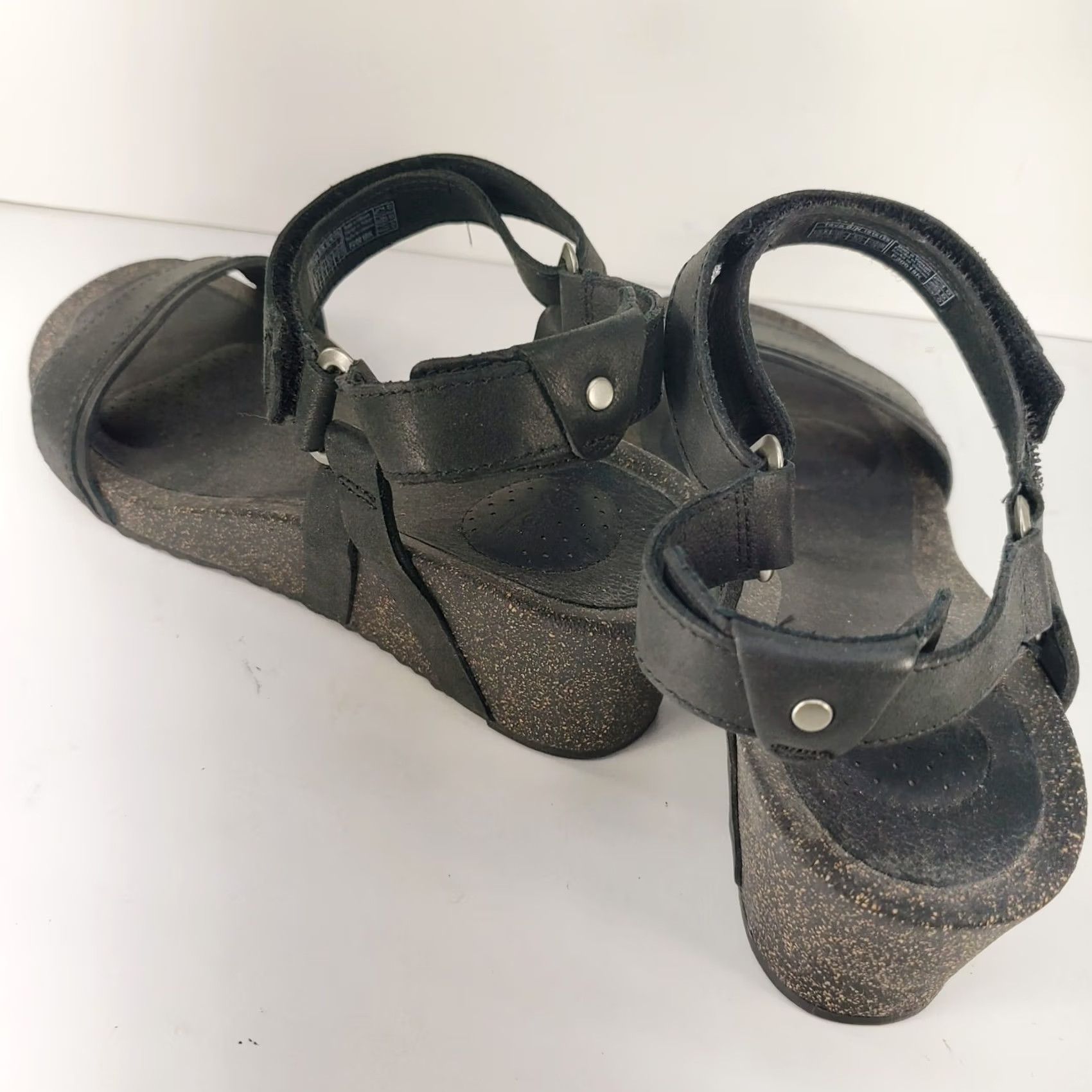 Teva Teva Women’s Ysidro Stitch Black Leather Wedge Sandals Size 8.5 Size US 9 / IT 39 - 5 Thumbnail
