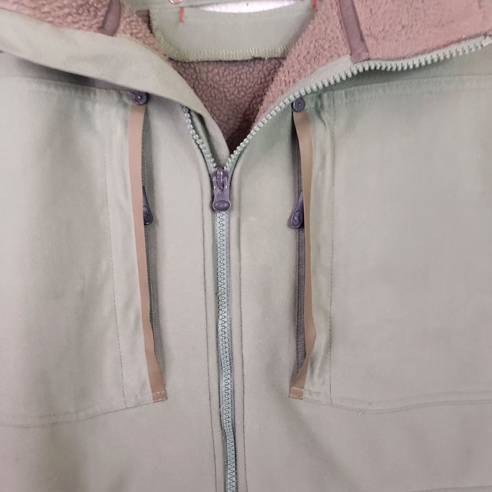 Vintage Mossy Oak Camp Sherpa Vest Mens XL Green Sherpa Lined 4 Zip Pockets Camp Vest Size US XL / EU 56 / 4 - 6 Thumbnail