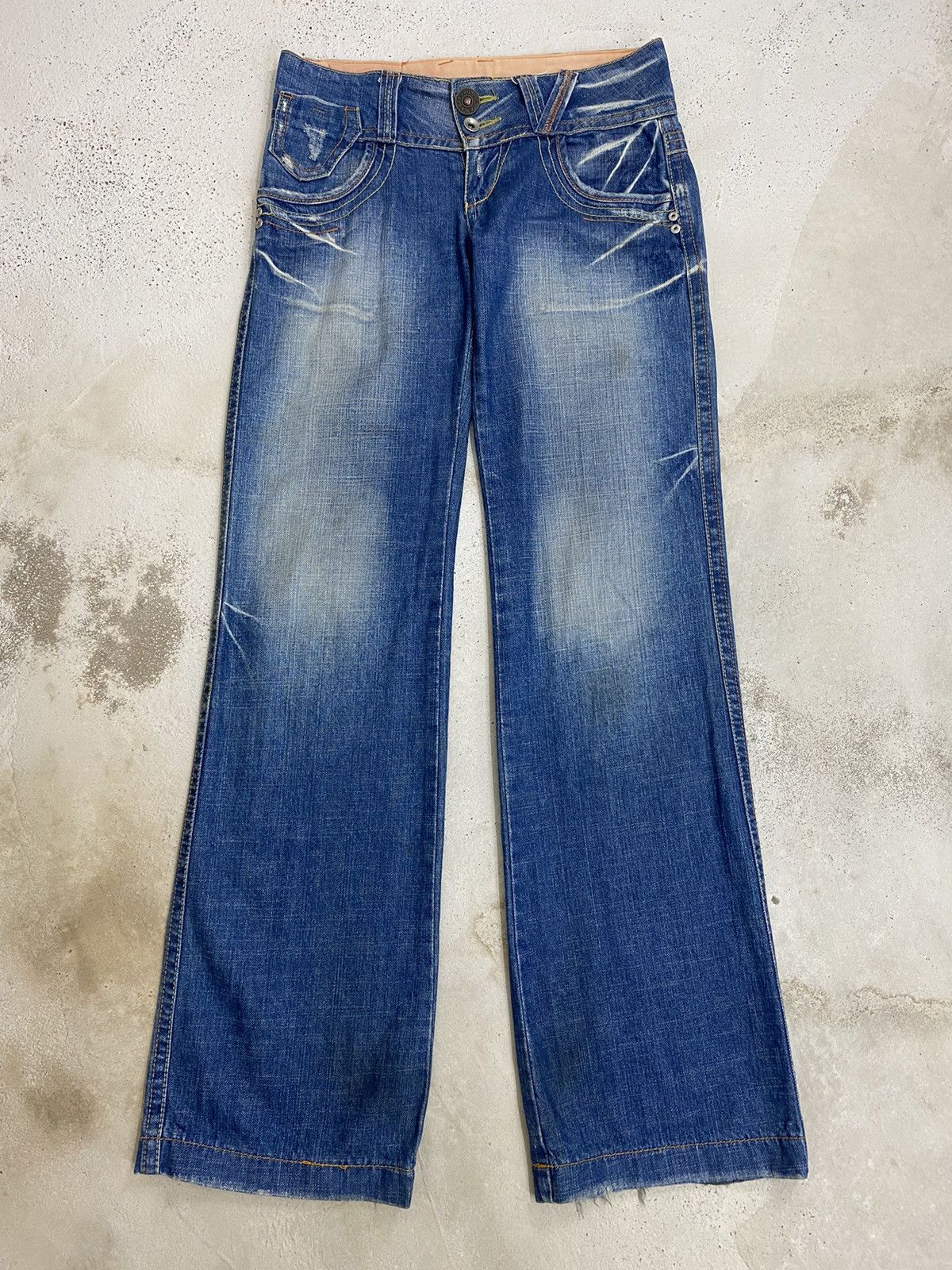 Japanese Brand × Le Grande Bleu (L.G.B.) Flare Red Pepper Jean Japan Unisex Mud Washed Upper Clawn Size US 29 - 1 Thumbnail