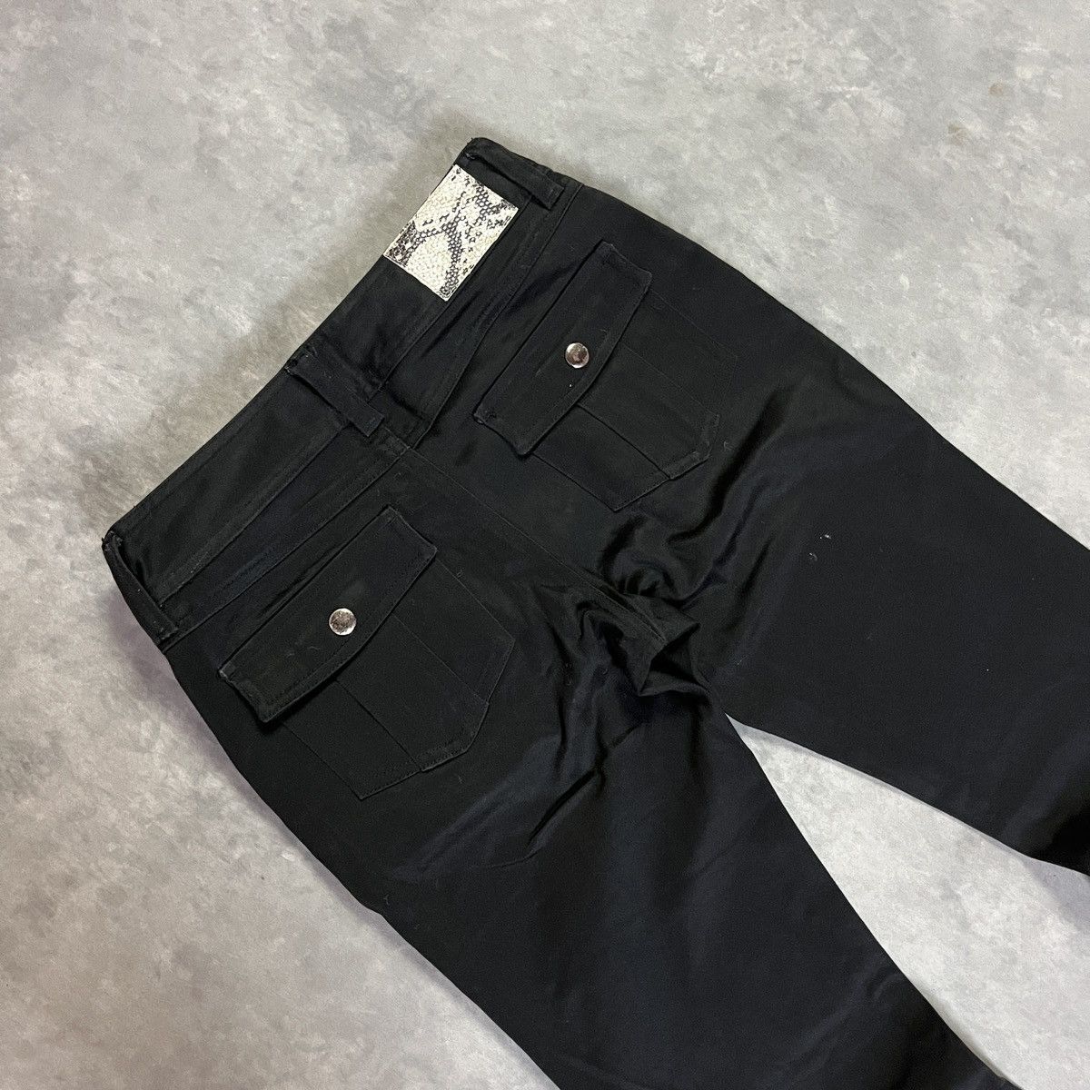 Japanese Brand 2000s P.V.R Multi Zip Black Flare Pants Y2k Lgb Ifsix Vkei Size 27" / US 4 / IT 40 - 9 Thumbnail