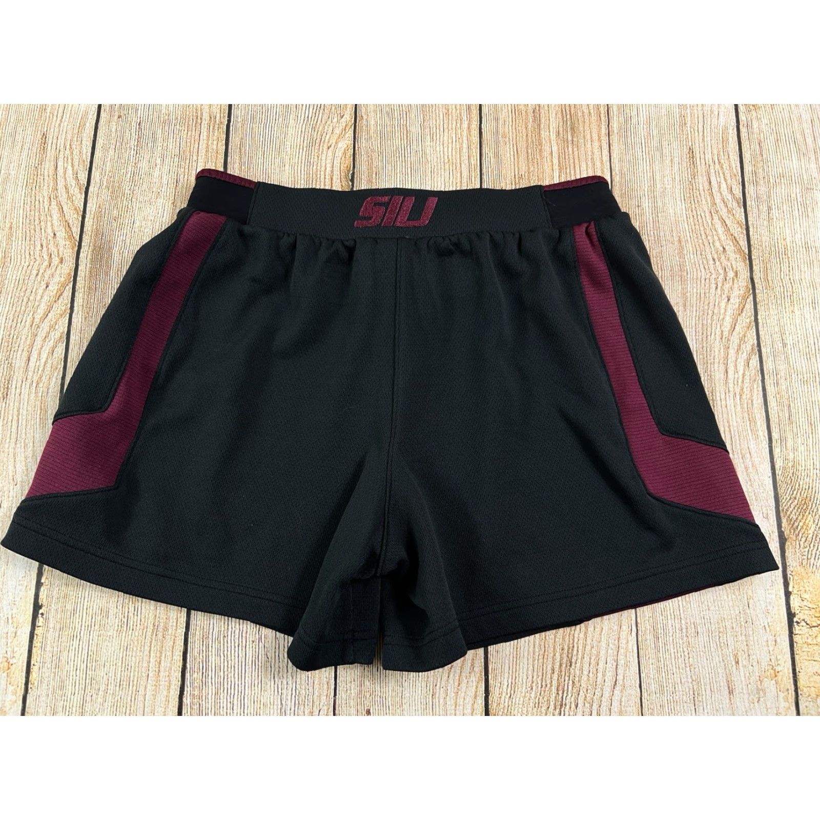 Under Armour Under Armour Women Athletic Shorts SIU Salukis Illinois College Black M Medium College Activewear Womens Size 32" / US 10 / IT 46 - 2 Thumbnail