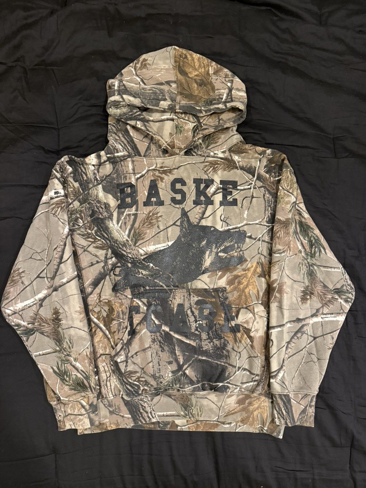 basketcase gallery 1 of 1 Basketcase Gallery Realtree Hoodie Size US M / EU 48-50 / 2 - 1 Thumbnail