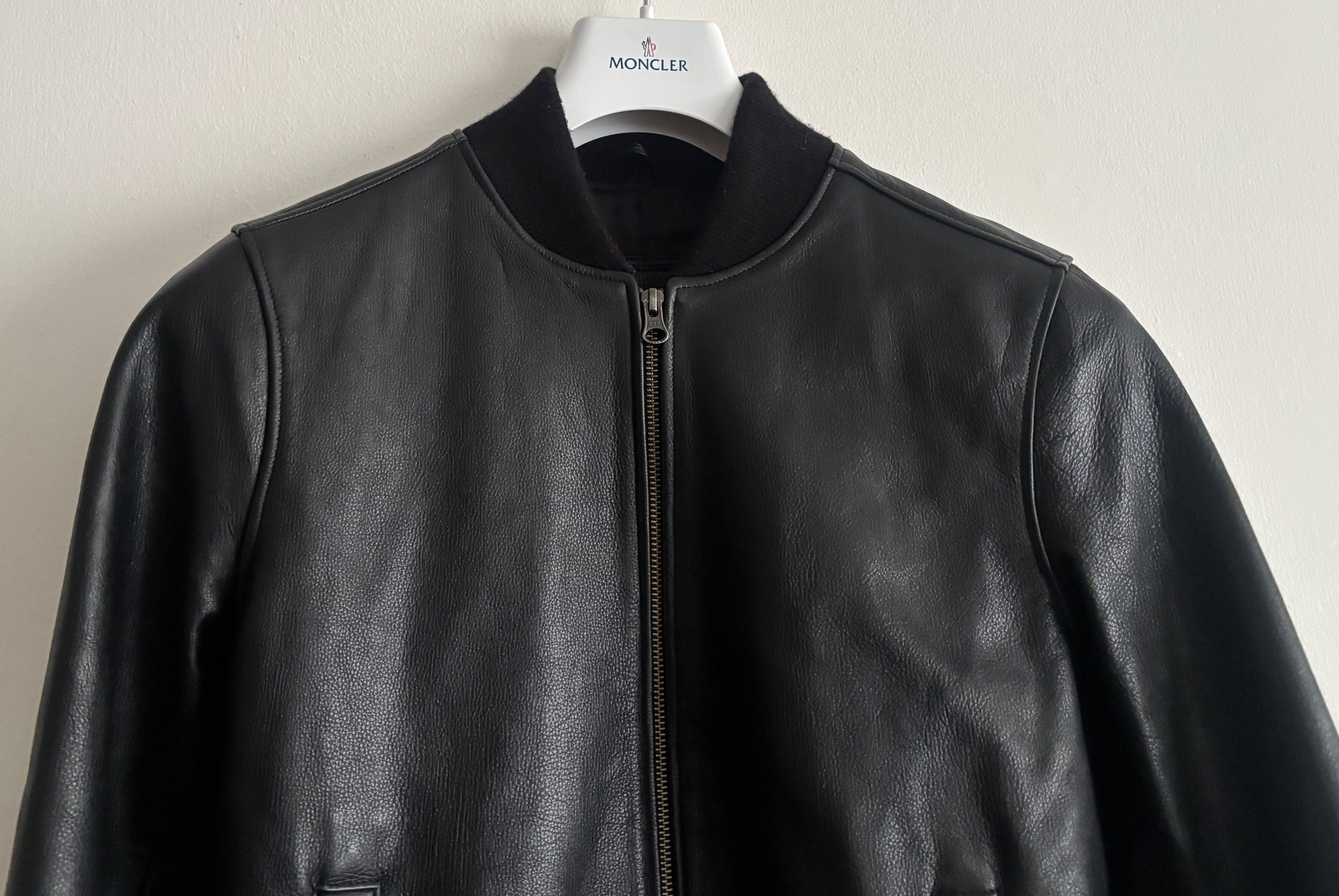 Roots $580 Black Pebbled Leather Bomber Jacket - 6 Size M / US 6-8 / IT 42-44 - 6 Thumbnail