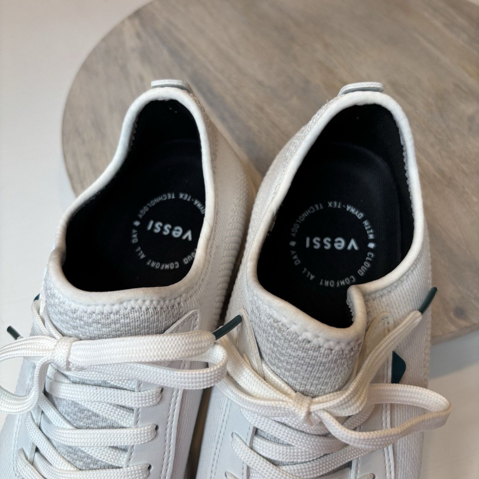 Vessi Vessi Weekend Unisex White Knit Sneakers Men's Sz 8 Wmn's 9 Size US 8 / EU 41 - 8 Thumbnail