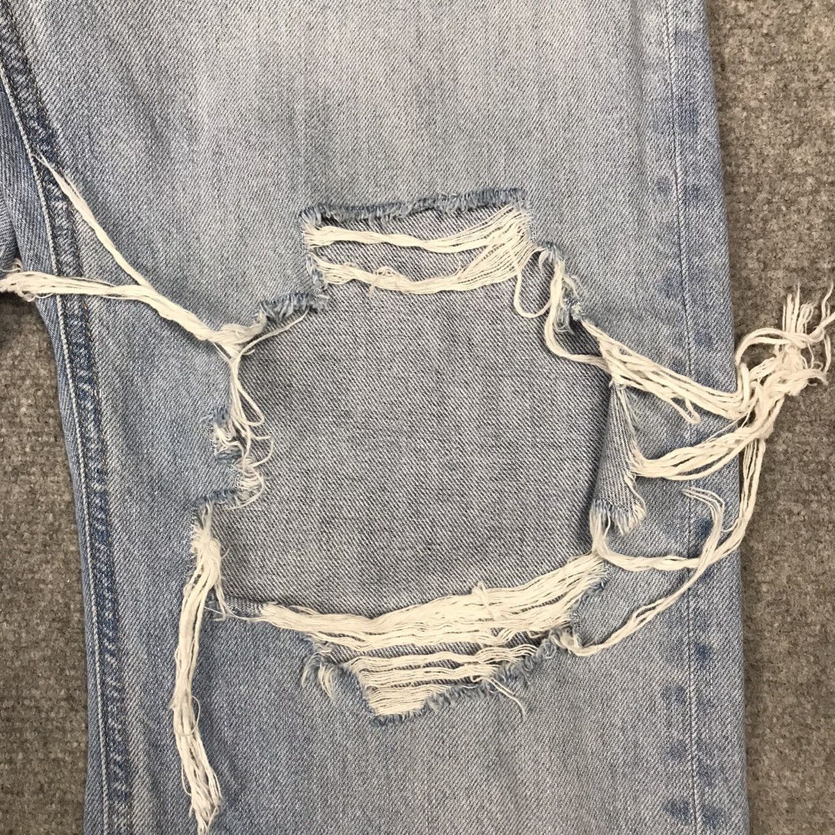 Japanese Brand JAPAN DESIGN UNIQLO DISTRESSED DENIM PANTS Size US 29 - 6 Thumbnail