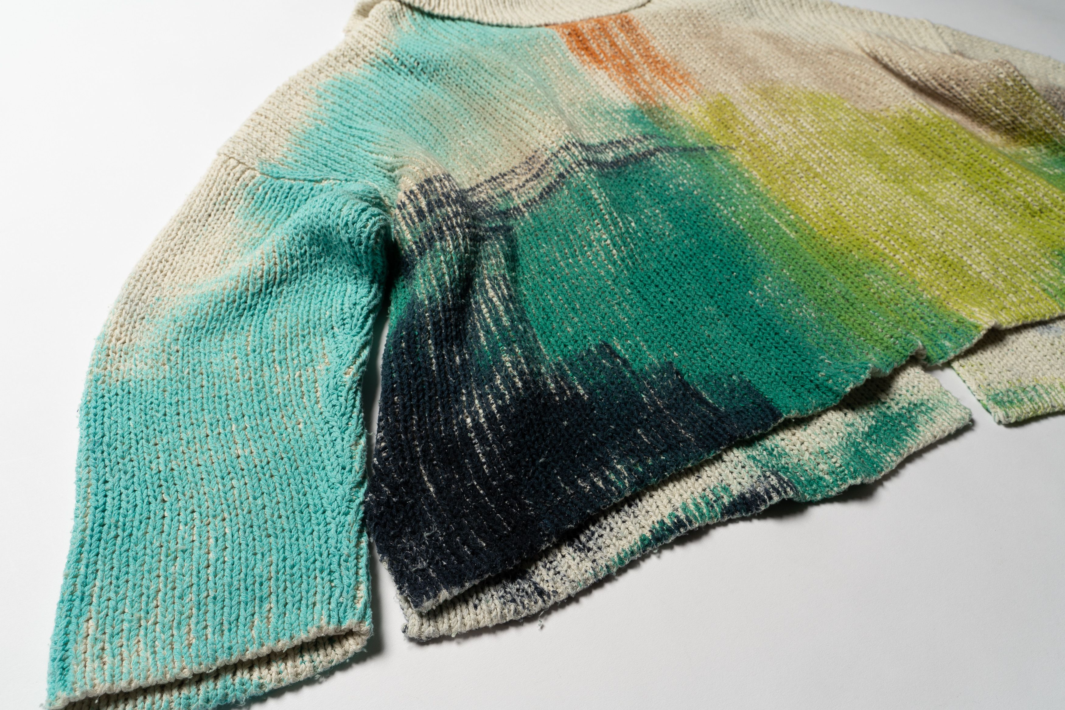Other 🔴 F CASHMERE Hand-knitted shaded Silk Cardigan Size M / US 6-8 / IT 42-44 - 11 Thumbnail