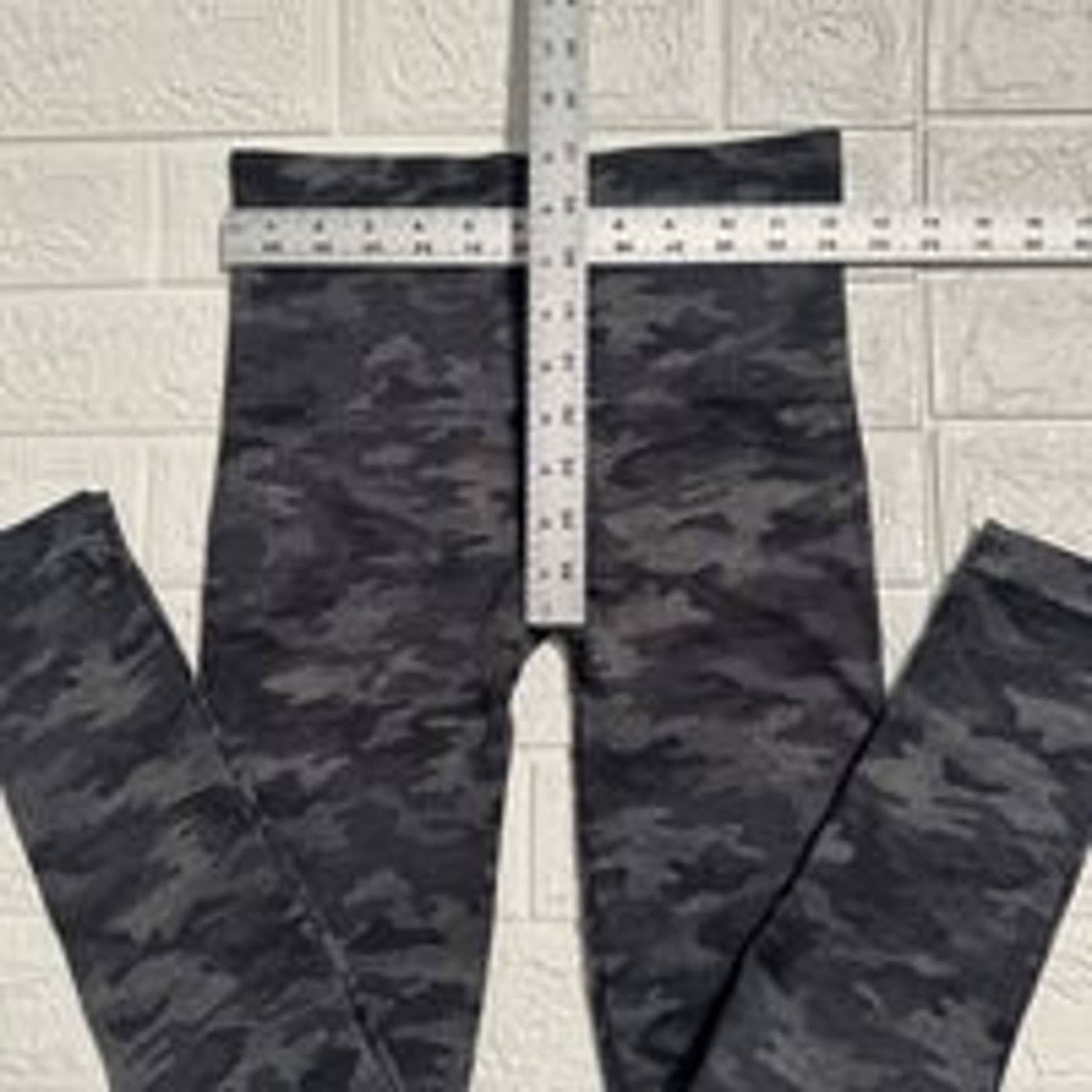Spanx SPANX Leggings Size 30" / US 8 / IT 44 - 5 Thumbnail