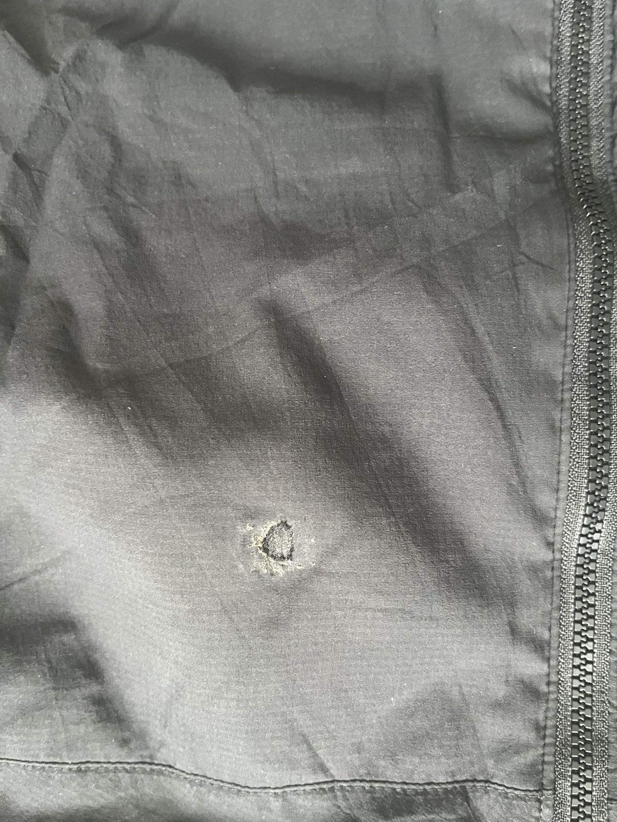 Arc'teryx Arcteryx black atom jacket gorpcore designer streetwear drip Size US XL / EU 56 / 4 - 9 Thumbnail