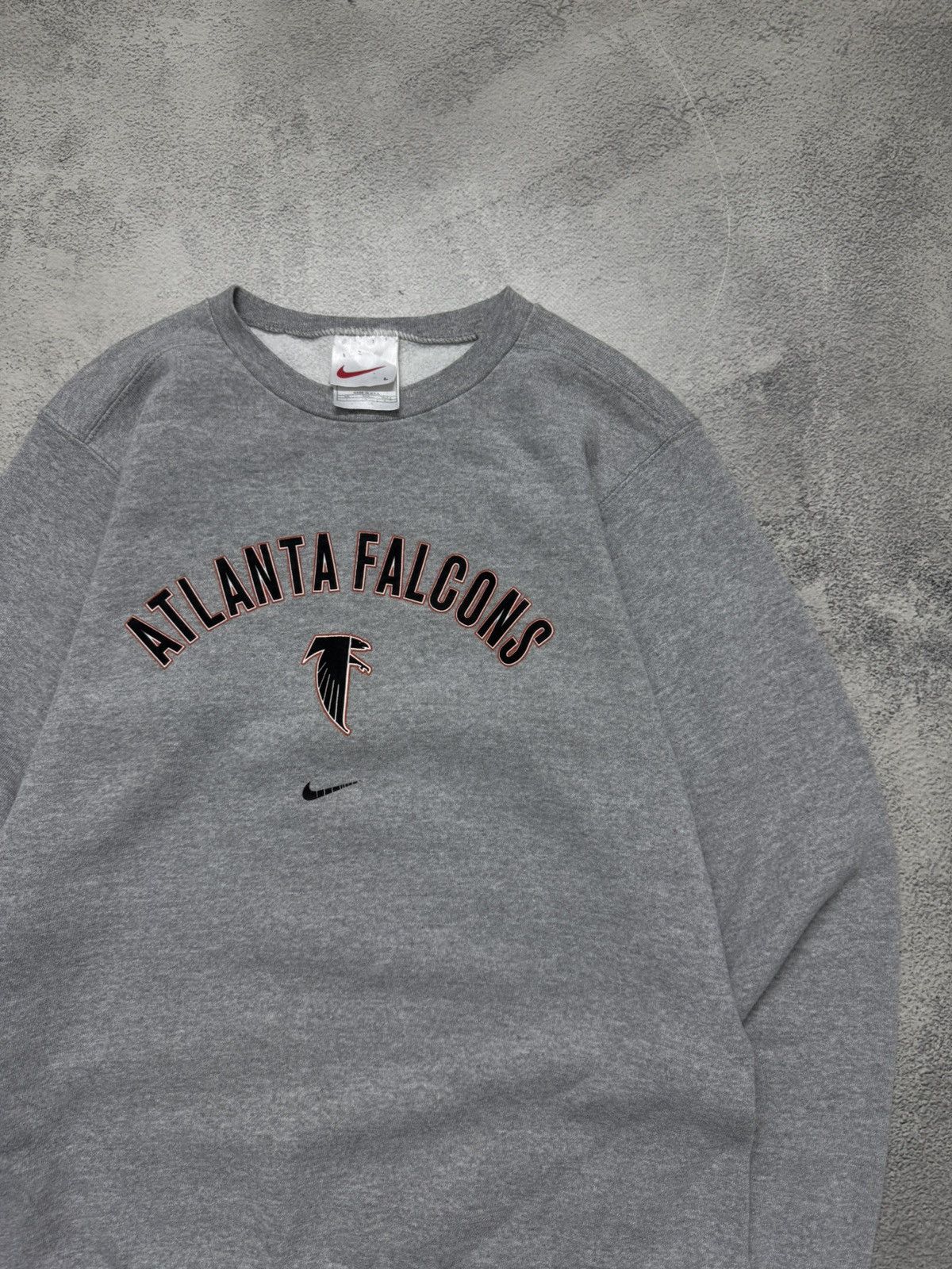 Nike Vintage Y2K Nike Mini Swoosh Atlanta Falcons Sweatshirt 90’s Size L / US 10 / IT 46 - 5 Thumbnail