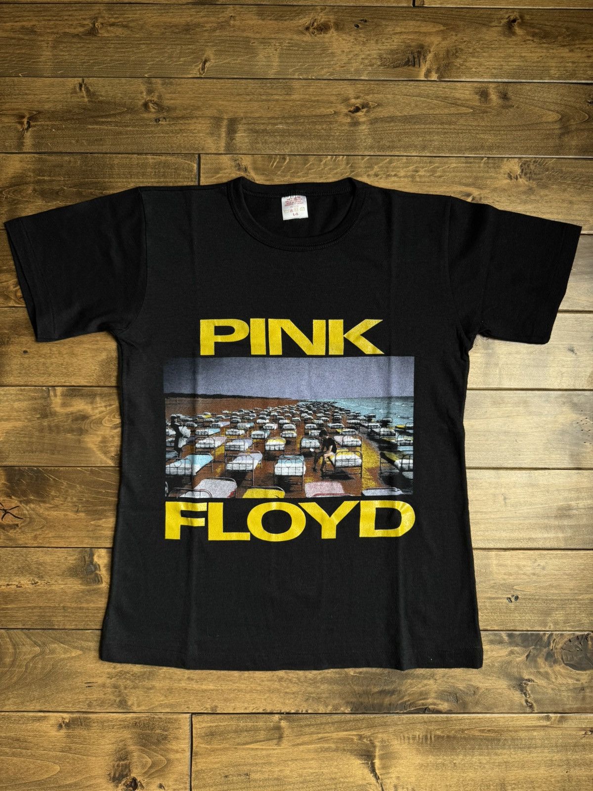 Vintage Rare Vintage Pink Floyd 80s Tour Band Tee Single Stitch Size US L / EU 52-54 / 3 - 1 Thumbnail