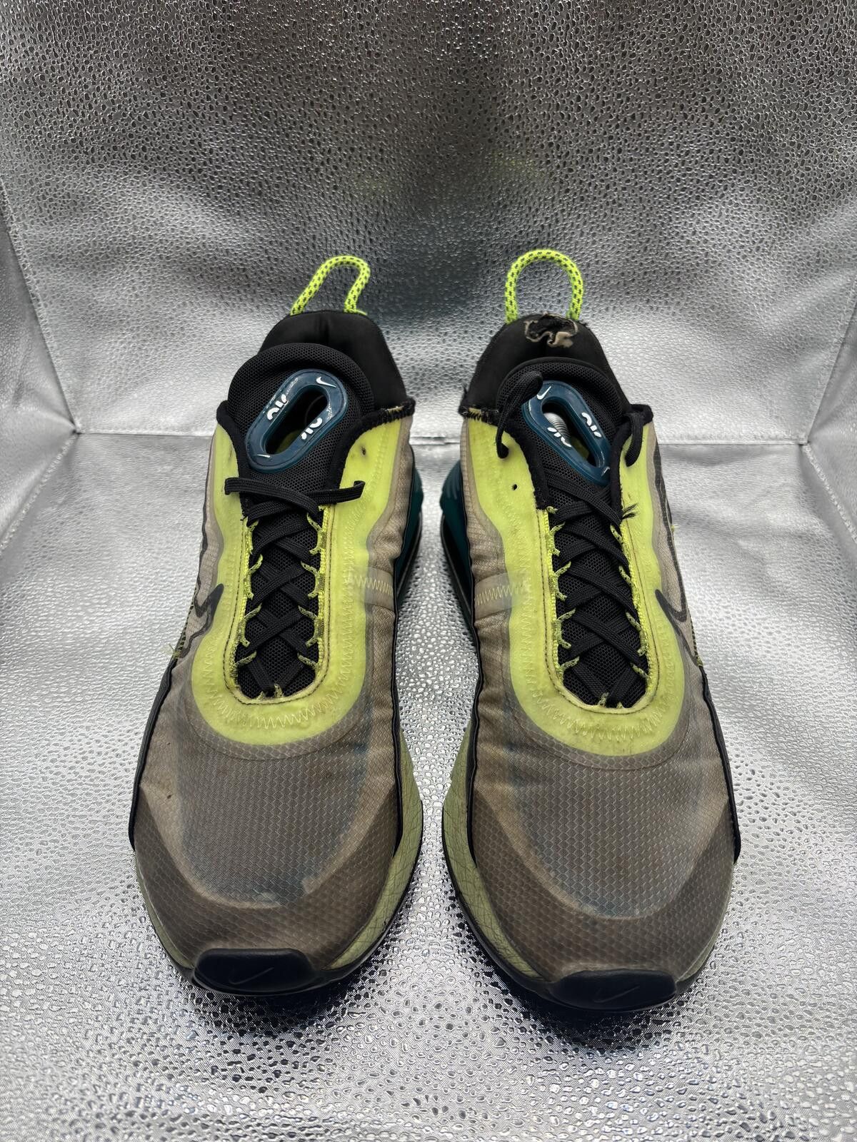 Nike Nike air max 2090 volt Size US 12 / EU 45 - 2 Thumbnail