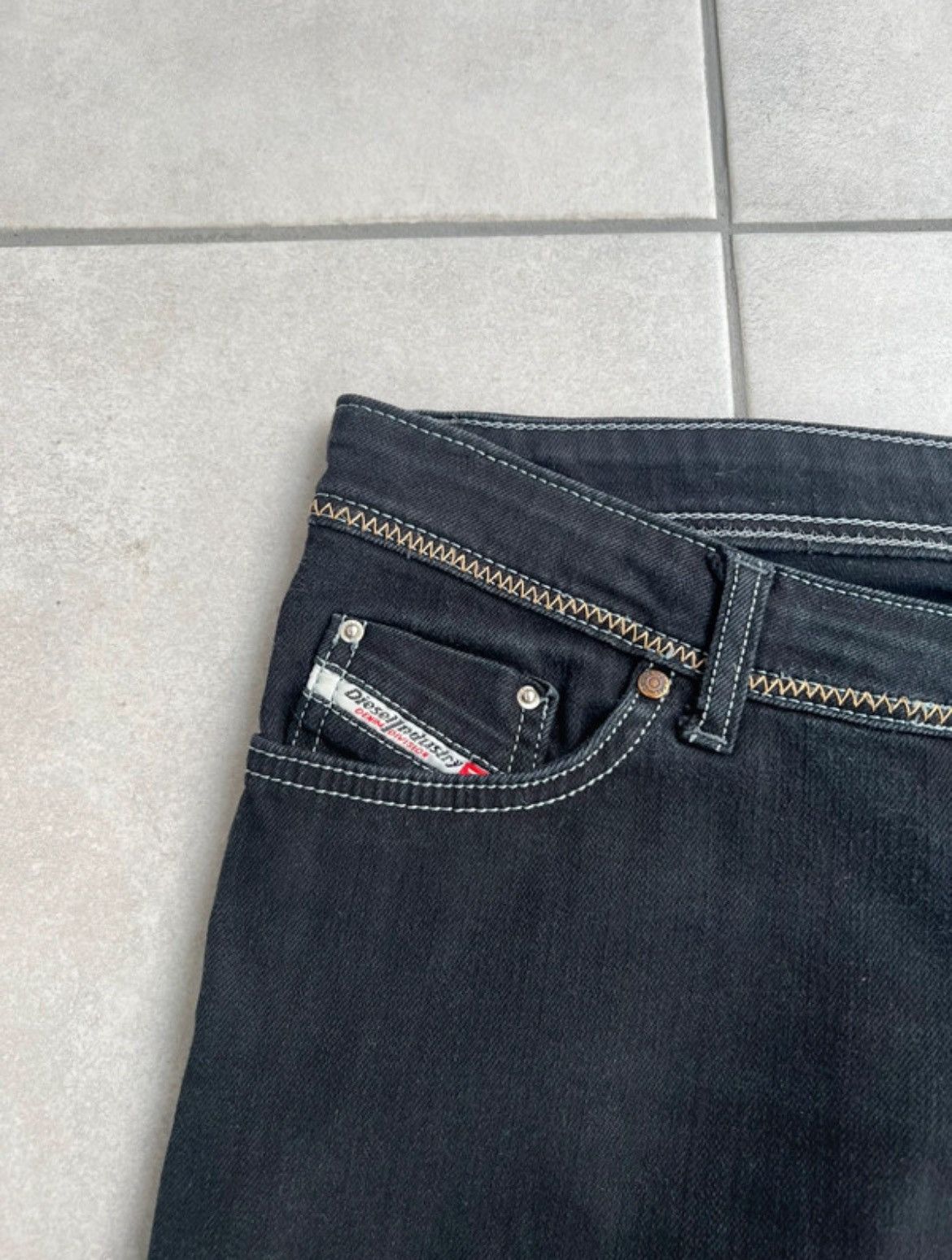 Diesel Diesel Jeans y2k vintage 32/14 size Size 36" / US 14 / IT 50 - 2 Thumbnail