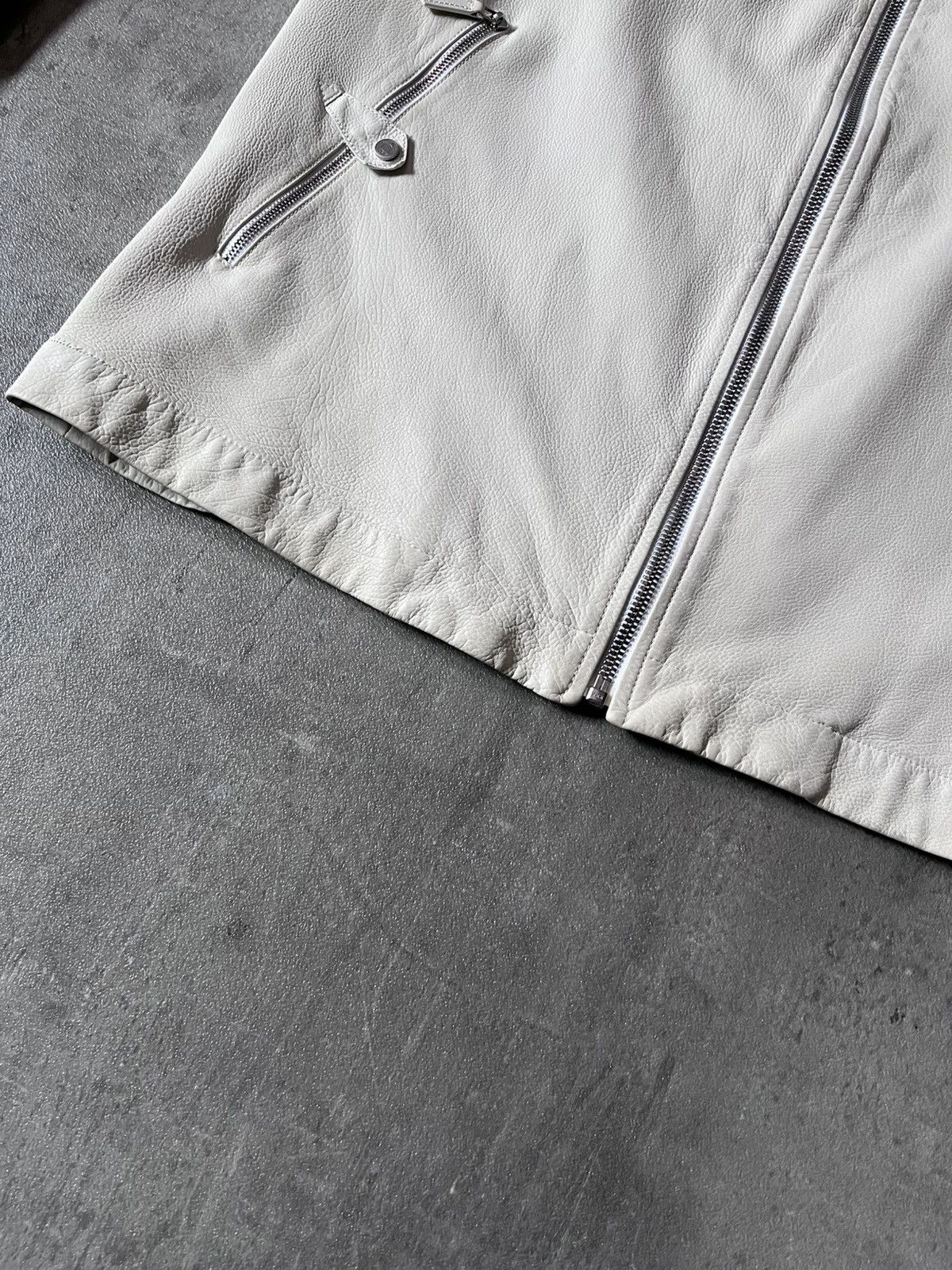 Hermes Hermes white leather jacket very light Size US L / EU 52-54 / 3 - 13 Thumbnail