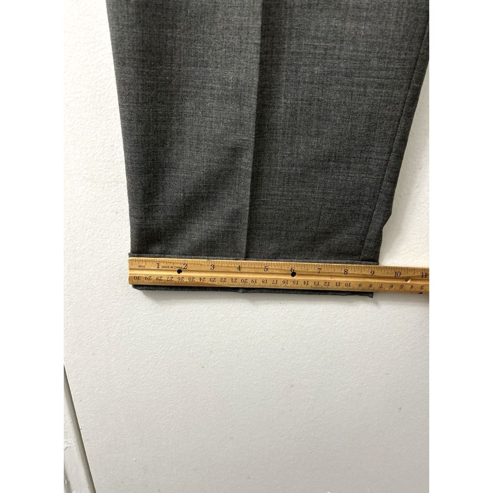 Ralph Lauren Lauren Ralph Lauren Dress Pants Mens 38x30 Gray Pleated Cuffed Wool Slashed Pockets Straight Classic Trousers Size US 38 / EU 54 - 7 Thumbnail