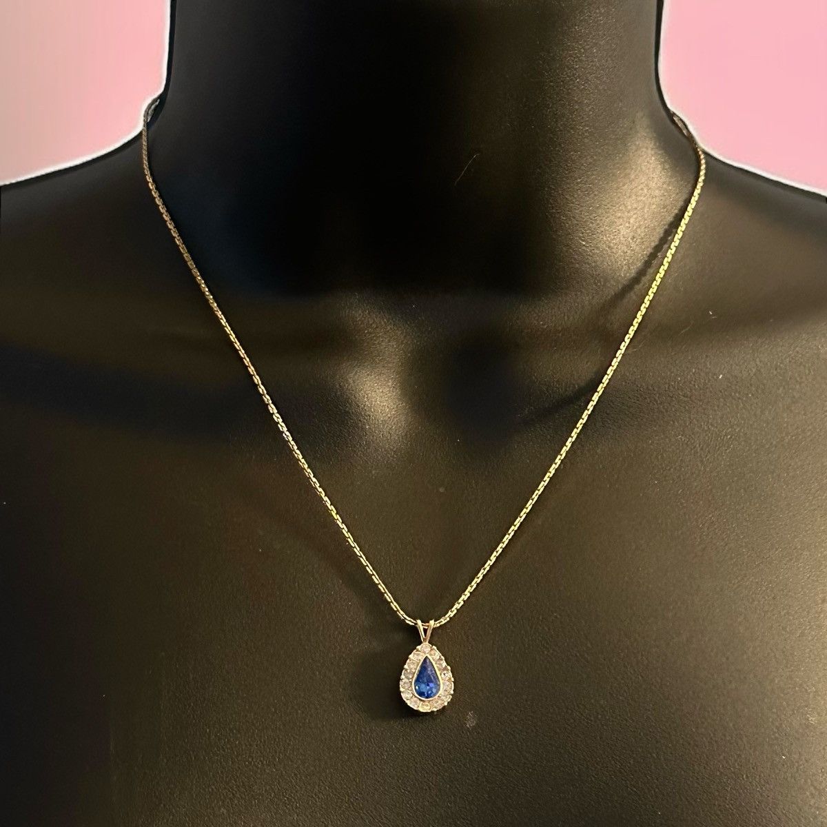 Other × Vintage Vintage Avon September birthstone pendant necklace Size ONE SIZE - 1 Thumbnail