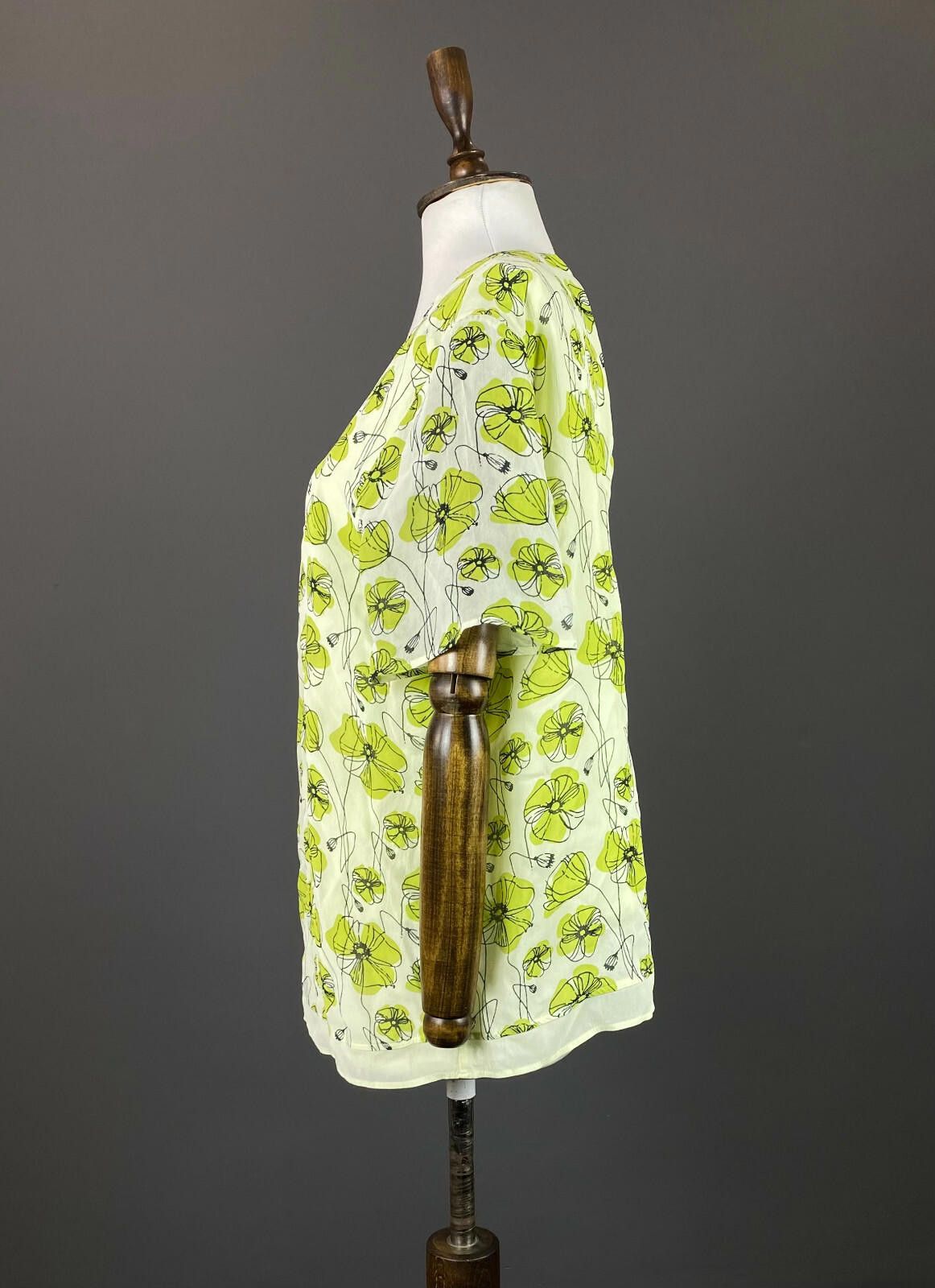 Designer Deerberg ny Oska White Green Floral Blouse Top Shirt Size 46 Size M / US 6-8 / IT 42-44 - 3 Thumbnail