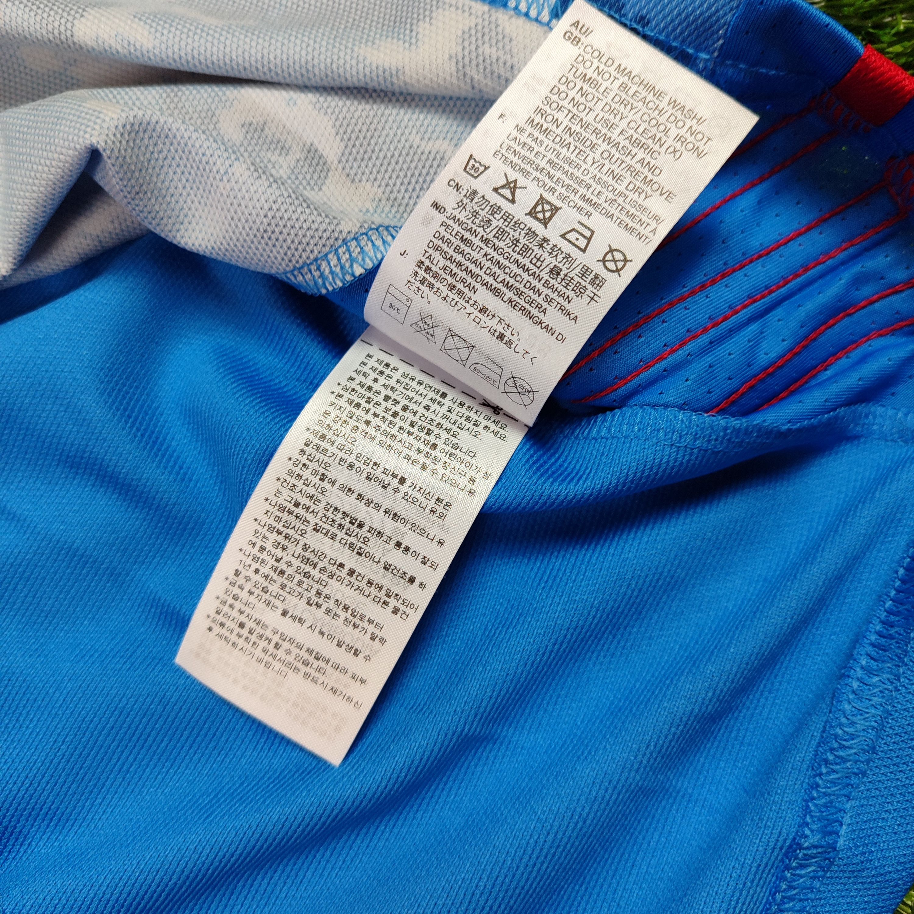 Adidas Japan Home Shirt 2020 Yoshida #22 Soccer Jersey Size US L / EU 52-54 / 3 - 6 Thumbnail