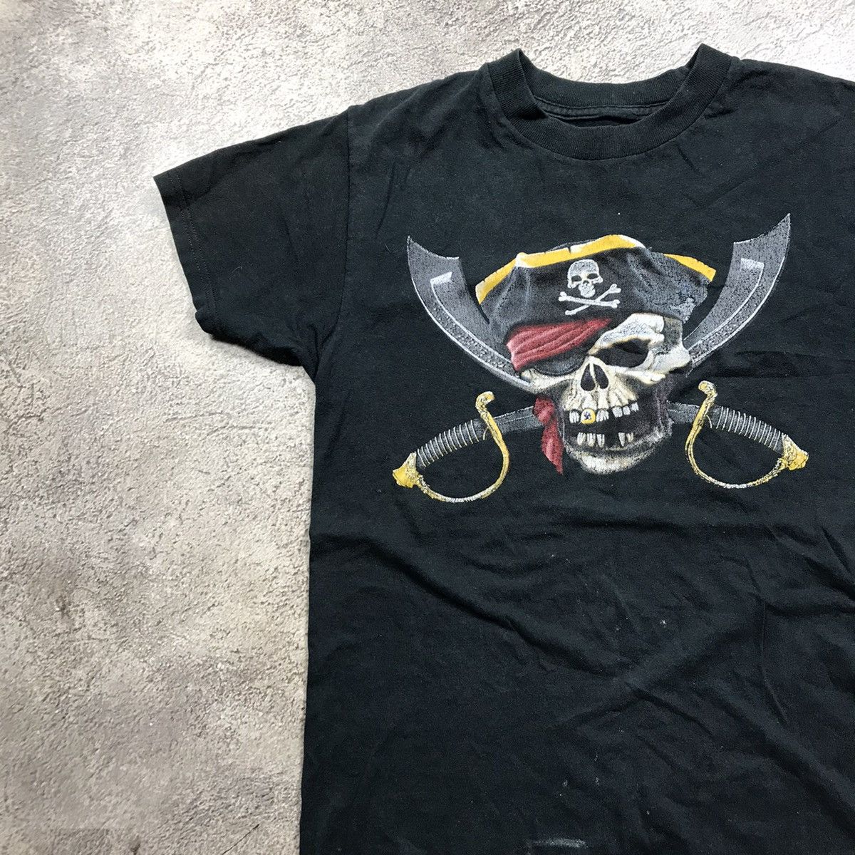 Vintage Vintage 90s Y2K Pirate Skull Graphic Tee Skate Grunge Boxy M Size US M / EU 48-50 / 2 - 2 Thumbnail