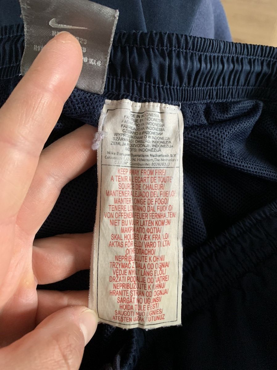Nike Vintage Nike embroidered swoosh sweat pants Size US 30 / EU 46 - 8 Thumbnail