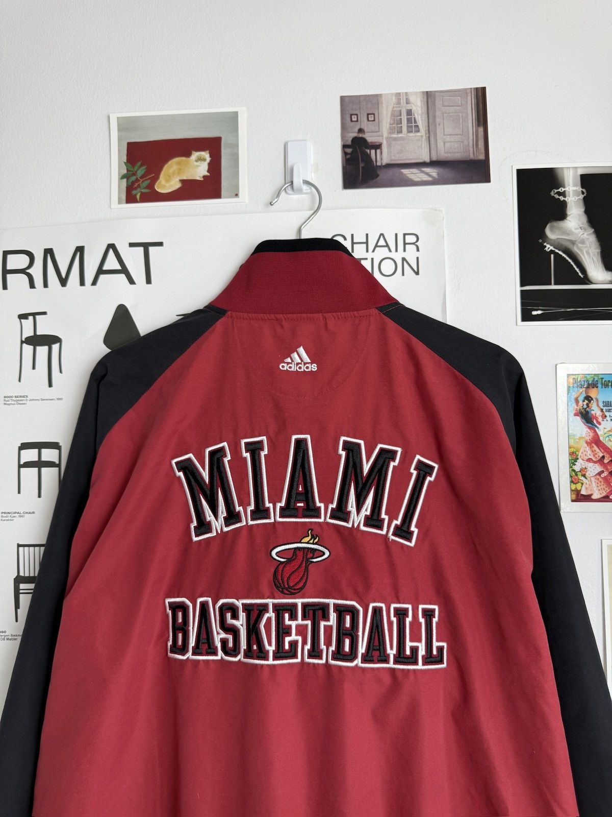 Adidas Vintage y2k Adidas Miami Heat NBA windbreaker jacket XL USA Size US XL / EU 56 / 4 - 5 Thumbnail