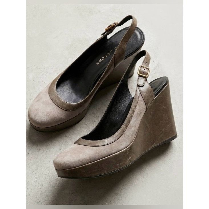 Marc by Marc Jacobs Marc Jacobs Taupe Suede Slingback Platform Wedge Heels Size US 9 / IT 39 - 2 Thumbnail