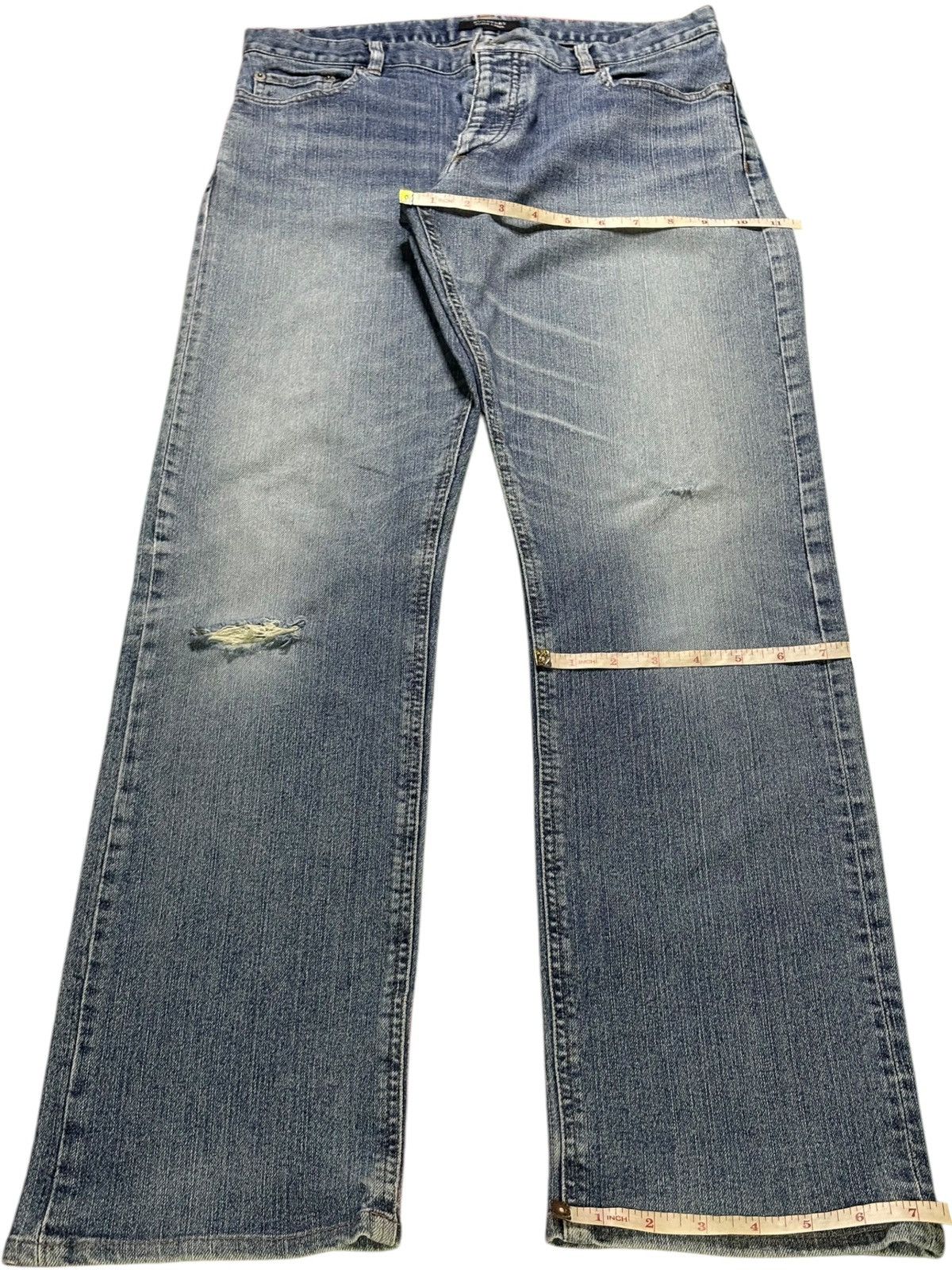 Burberry Vintage Burberry Button Fly Faded Wash Distressed Jeans Size US 30 / EU 46 - 13 Thumbnail
