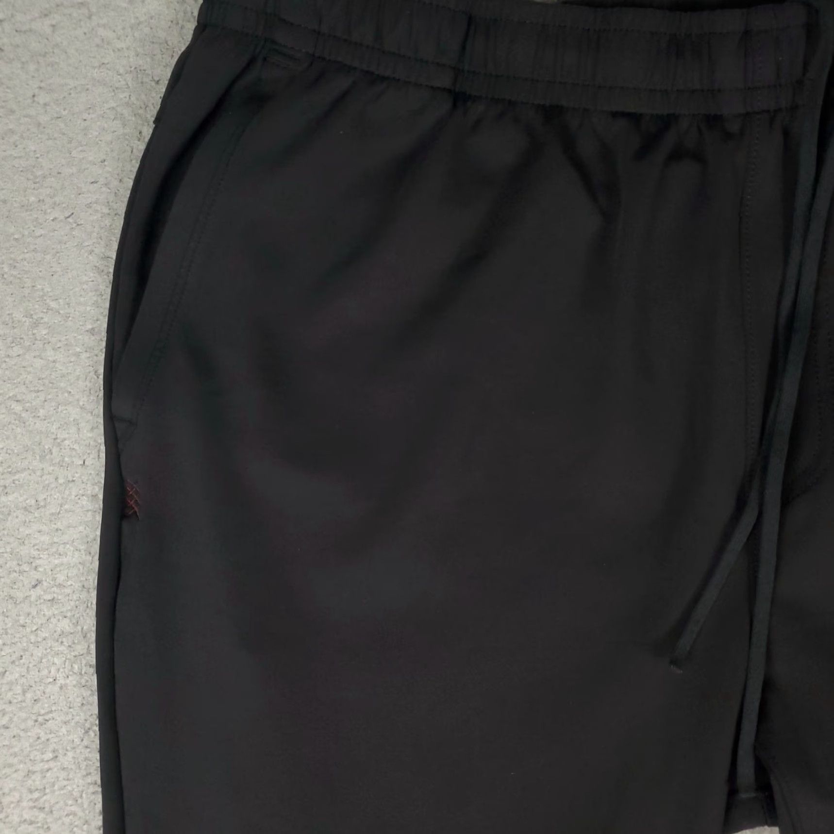 Rhone Rhone Pants Mens 2XL Black Stretch Active Lace Tie Track Joggers Sweatpants Pants Regular Men Black Jogger Activewear Affordable? Size US 39 - 2 Thumbnail