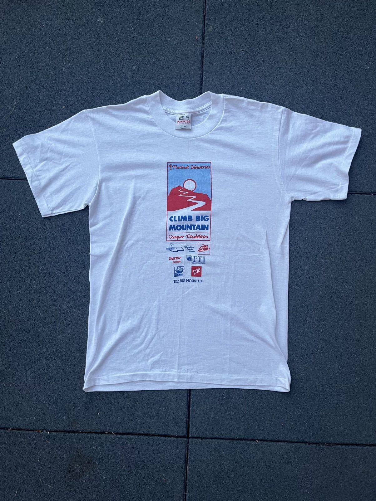 Other VINTAGE Graphic Tee, Climb Big Mountain Size US L / EU 52-54 / 3 - 1 Thumbnail