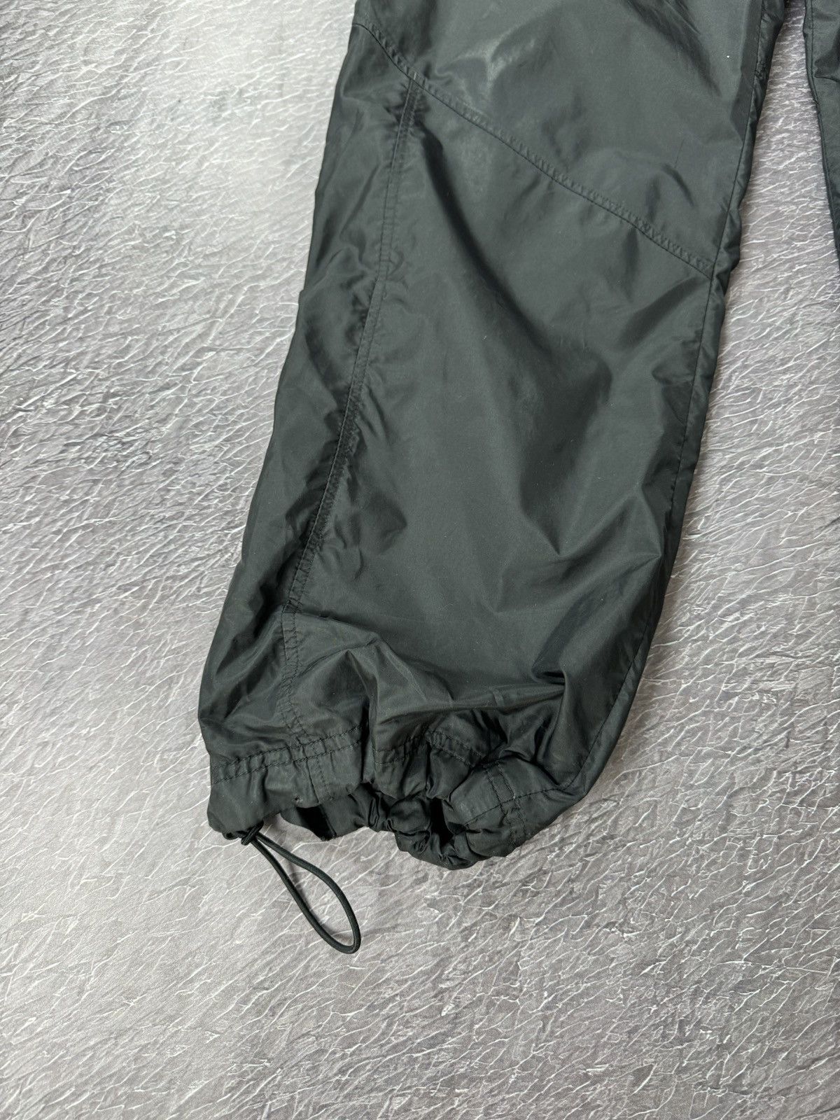Nike Nike vintage Y2K double swoosh black nylon tightening pants Size US 38 / EU 54 - 5 Thumbnail