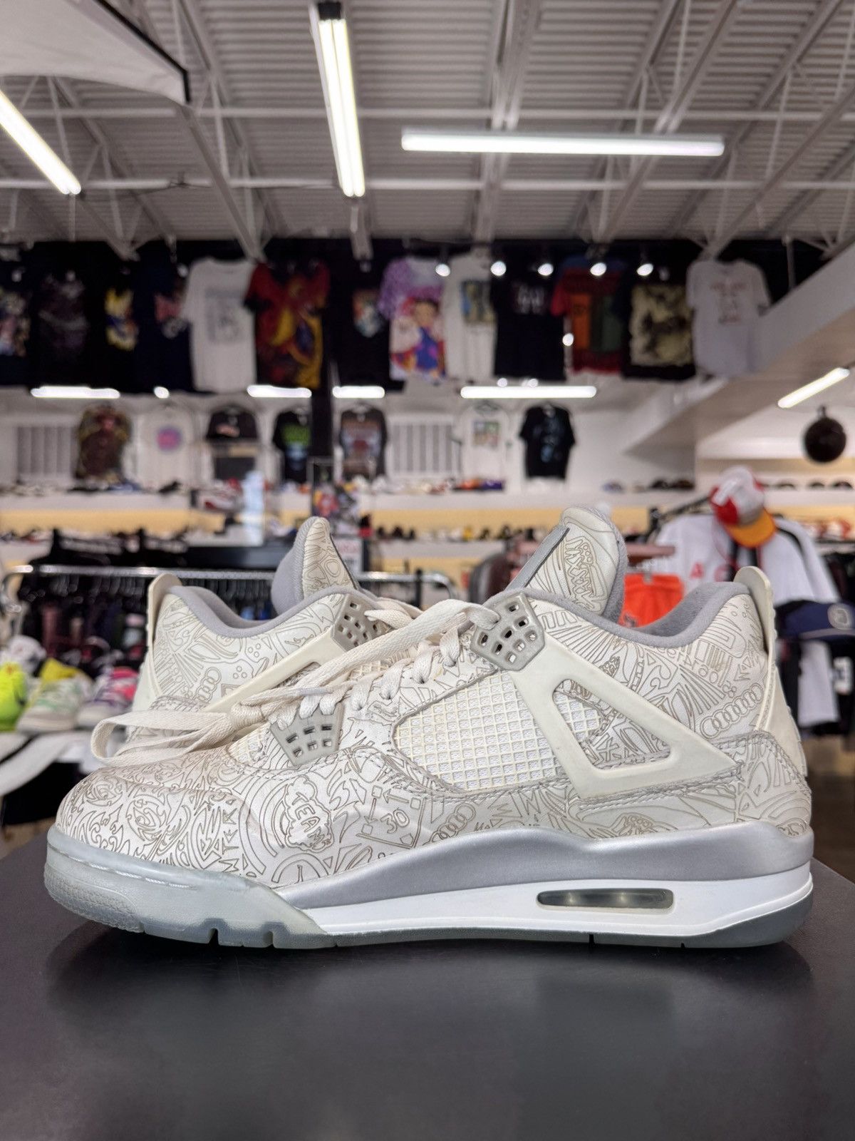 Jordan Brand Jordan 4 30th Anniversary Laser Size 10.5 (2015) Size US 10.5 / EU 43-44 - 4 Thumbnail