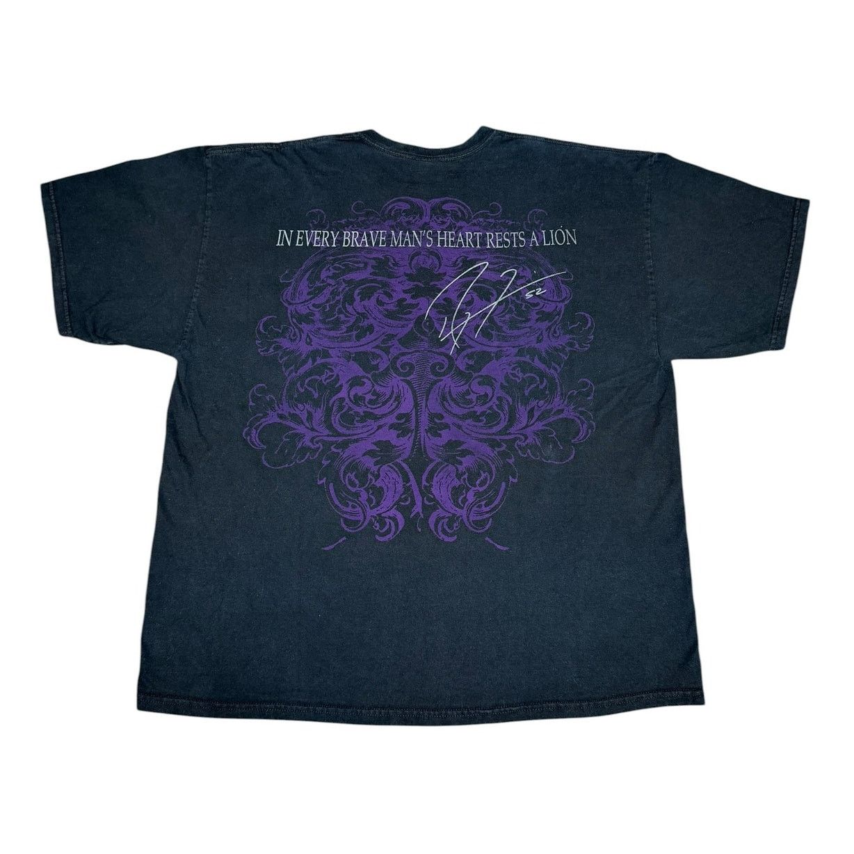 Gildan × NFL × Vintage Vintage Baltimore Ravens Ray Lewis Heart of a Lion T-Shirt Size US XXL / EU 58 / 5 - 2 Thumbnail