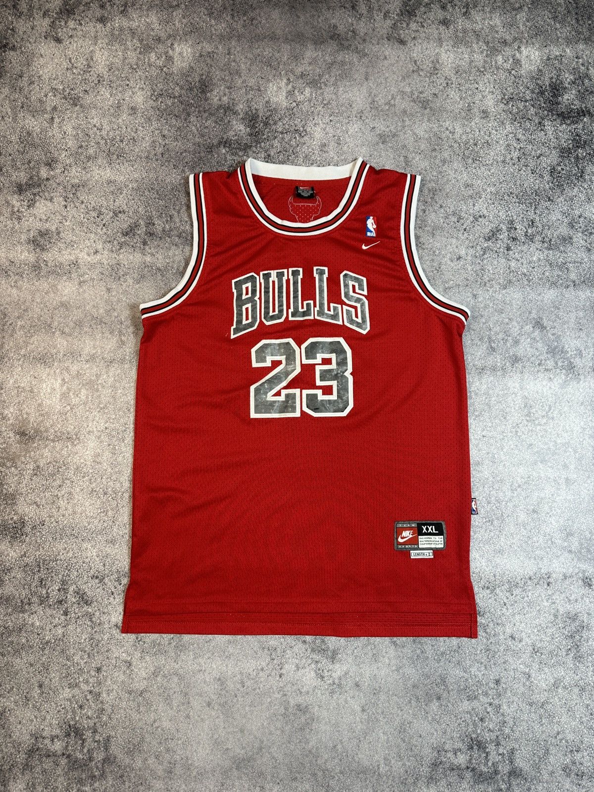NBA × Nike Vintage Nike Chicago Bulls Jordan 23 NBA Basketball Jersey Size US XXL / EU 58 / 5 - 1 Thumbnail