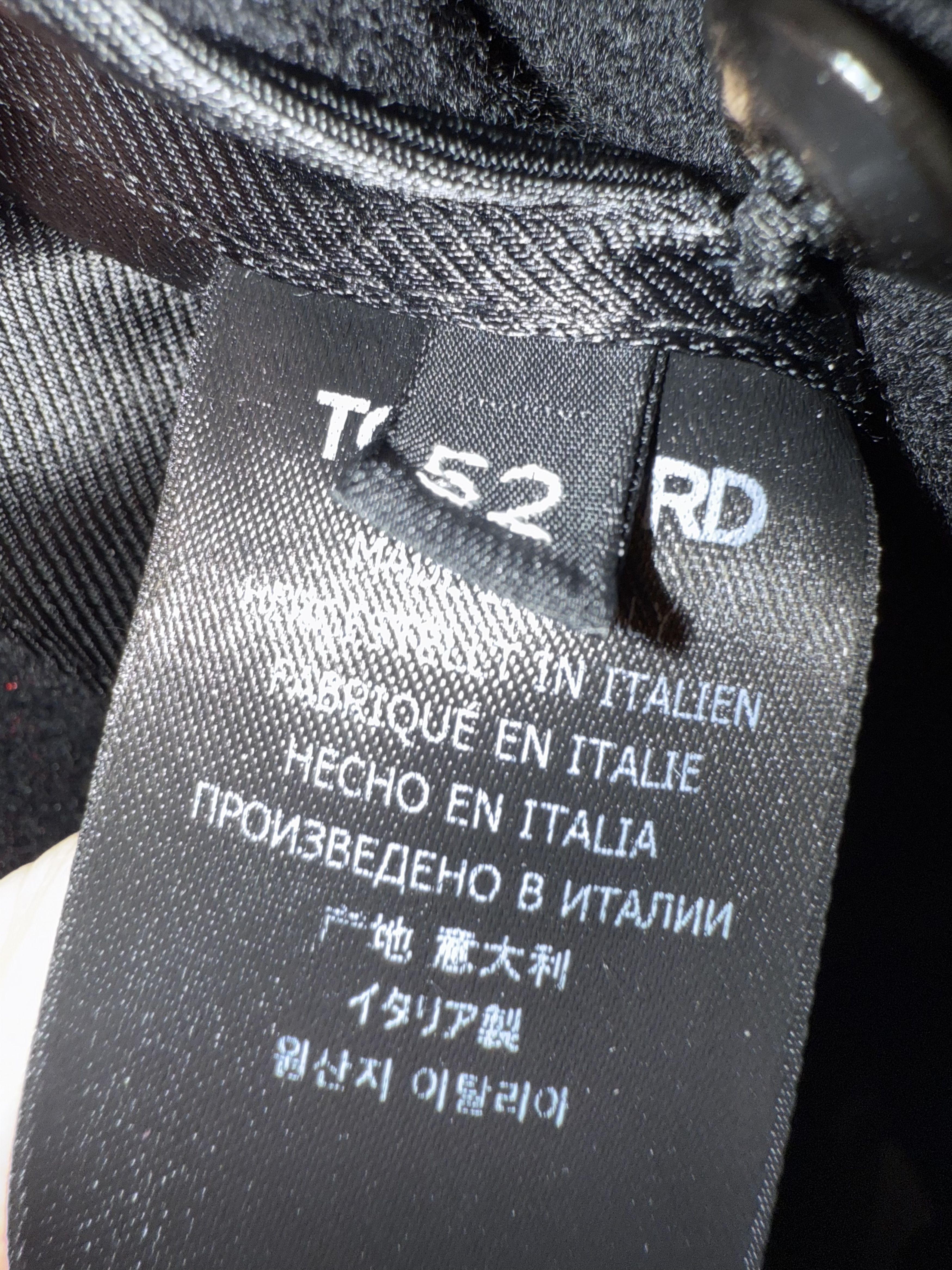 Tom Ford NWT Authentic Tom Ford double breasted black 42 52 Large Size US L / EU 52-54 / 3 - 7 Thumbnail