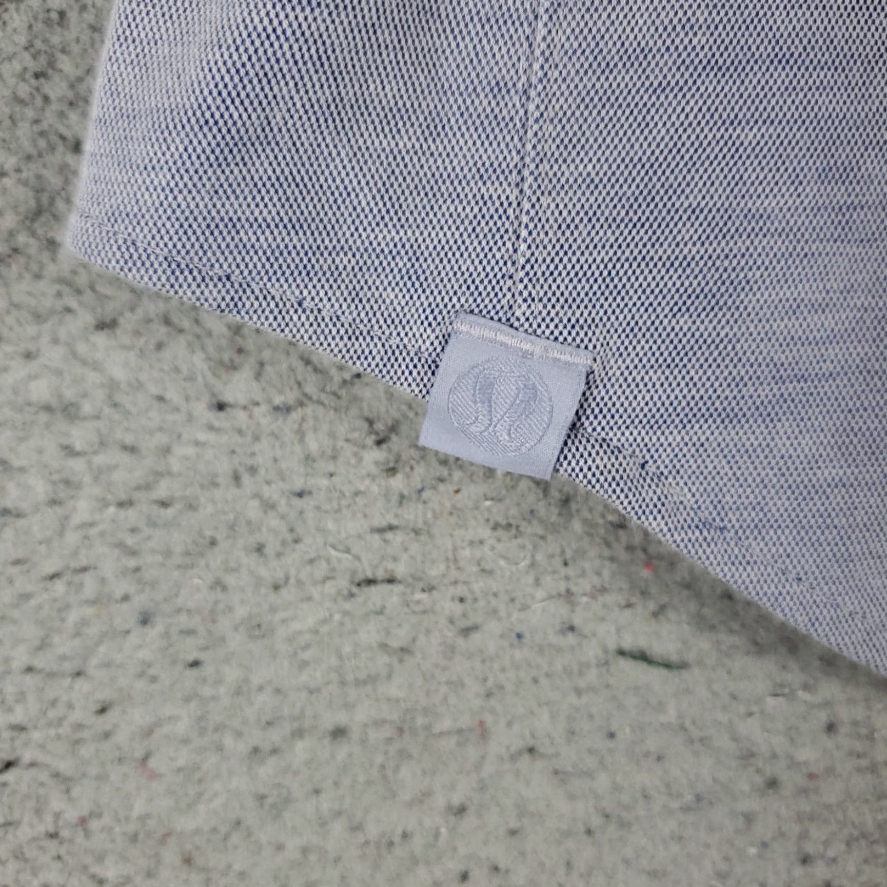 Lululemon Lululemon Shirt Mens Size Small Blue Stretch Pocket Button Up Short Sleeve Size US S / EU 44-46 / 1 - 7 Thumbnail
