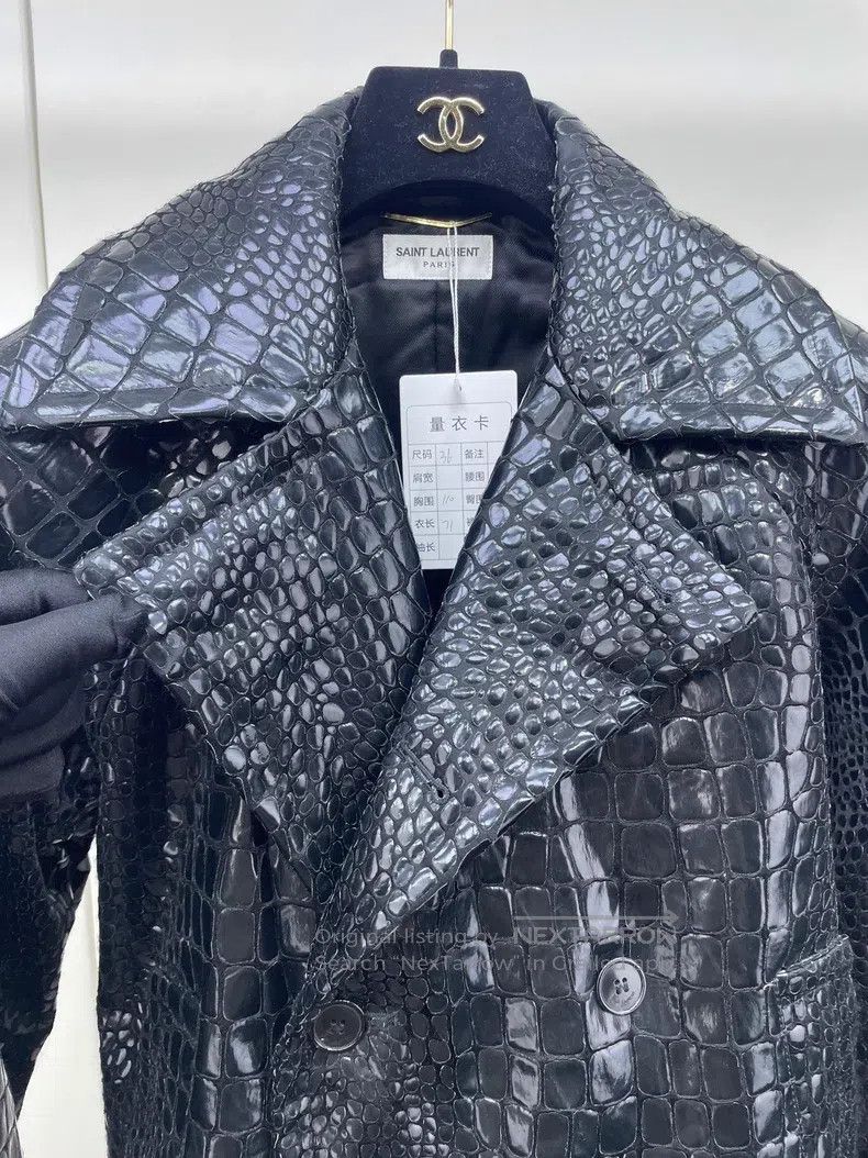 Saint Laurent Paris Saint Laurent Paris Black crocodile pattern leather coat Size XS / US 0-2 / IT 36-38 - 5 Thumbnail