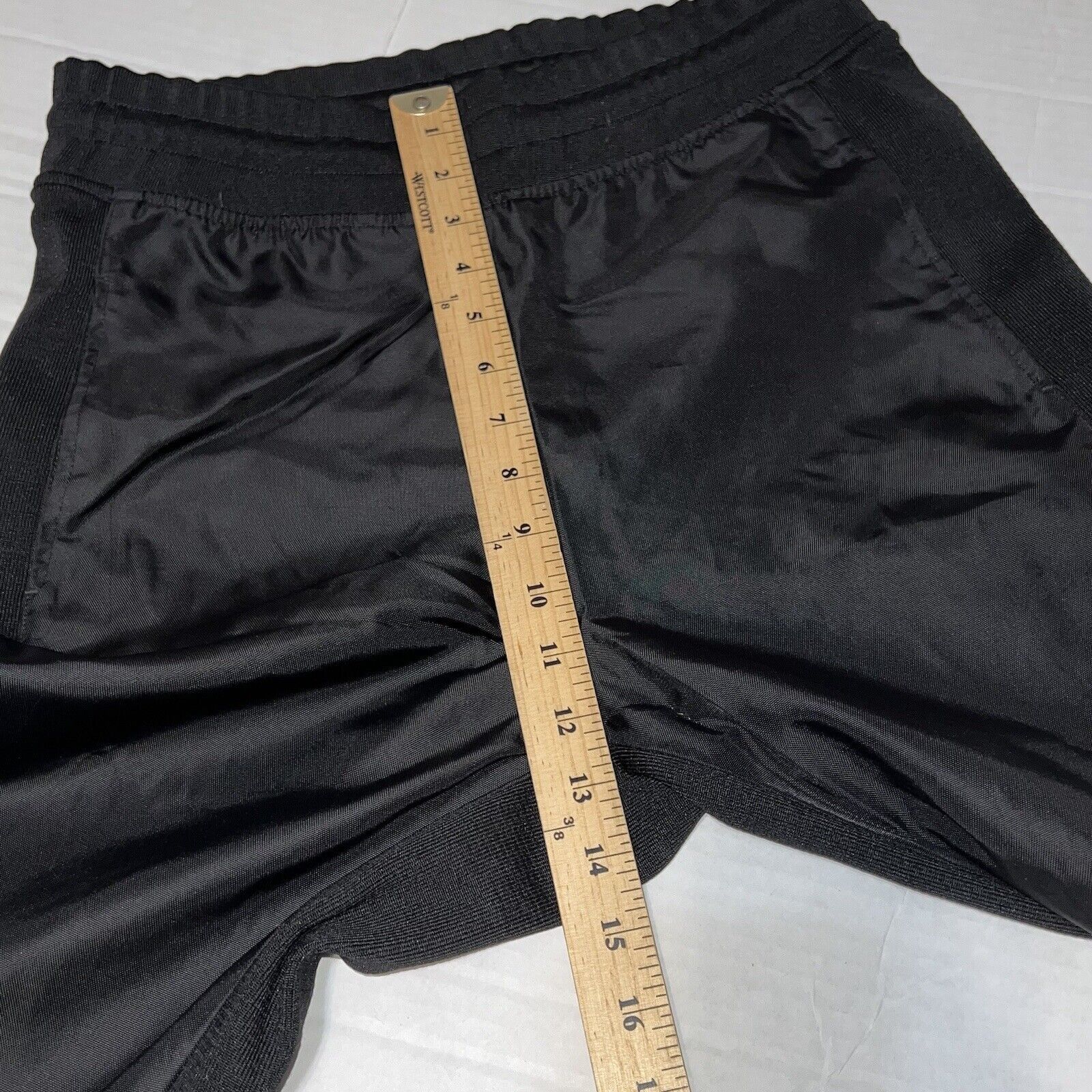 Yeezy Yeezy Season 3 Tyvek Jogger True Onyx Mens Small Black Pants Size US 28 / EU 44 - 9 Thumbnail