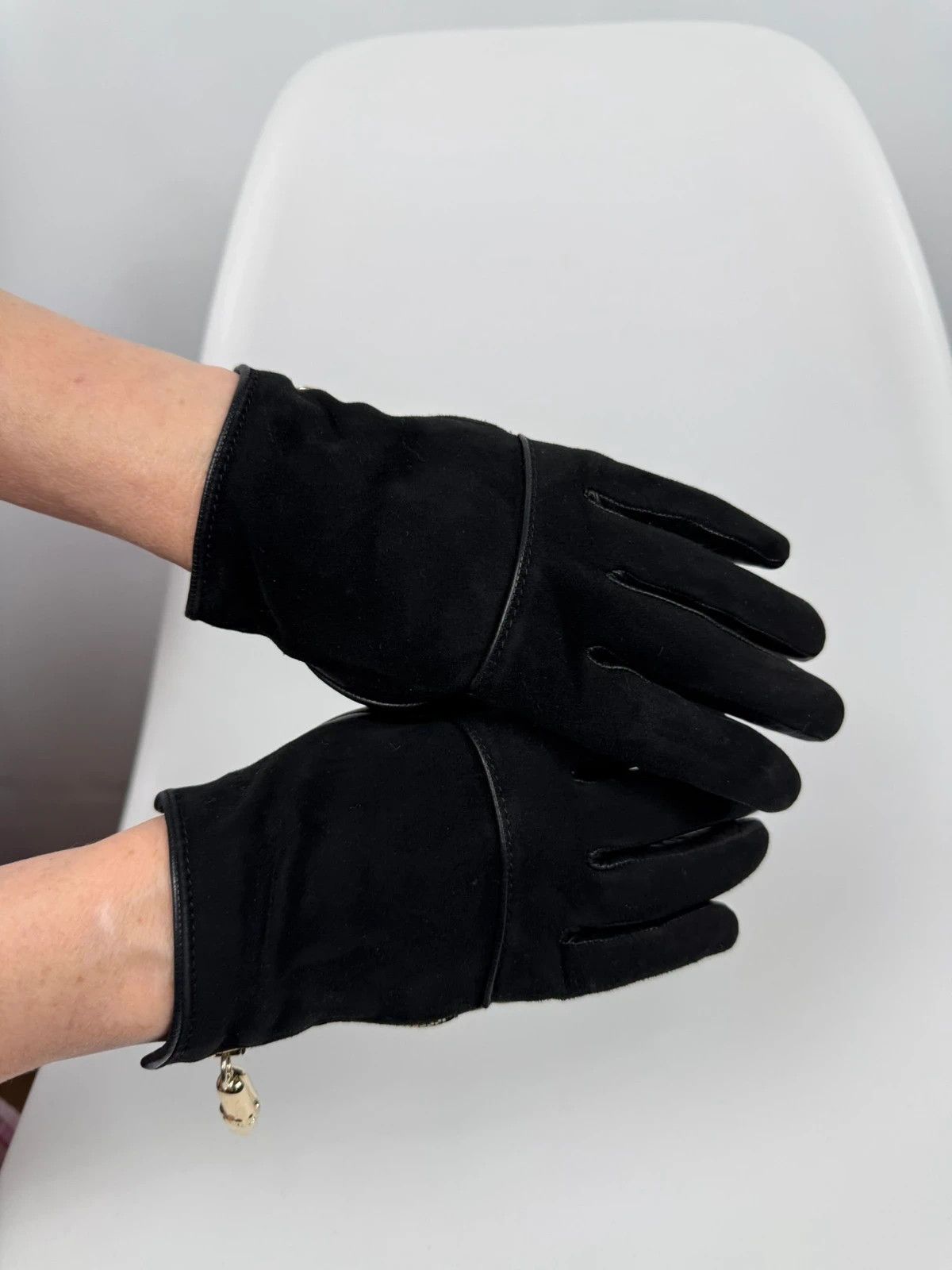 Gucci Gucci Genuine Leather Gloves Nubuck Bamboo Womens size S Size ONE SIZE - 2 Thumbnail