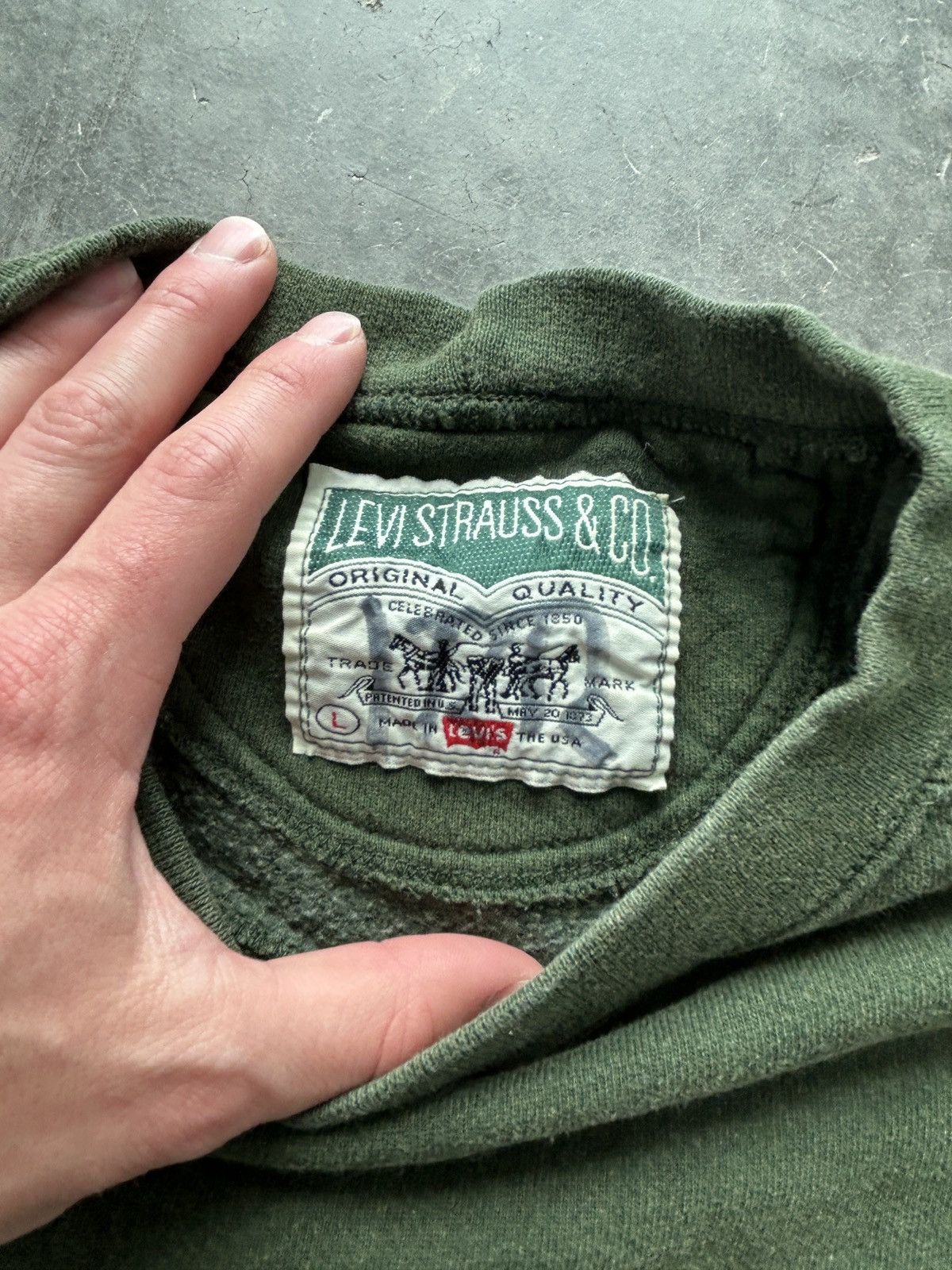 Levi's × Vintage Vintage 90s Levi’s Strauss Crewneck Sweatshirt Baggy Fit Size US XL / EU 56 / 4 - 3 Thumbnail