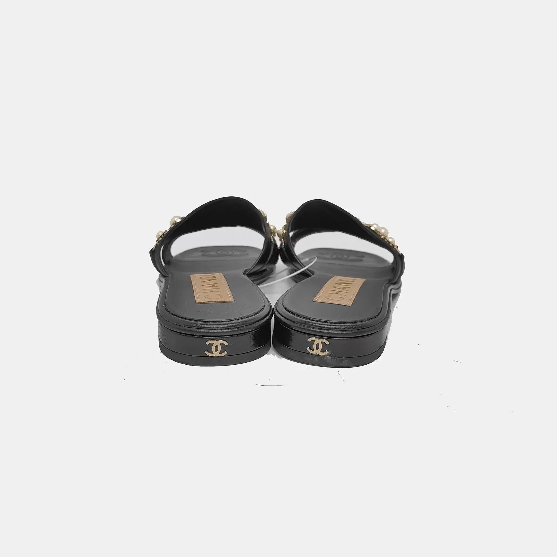 Chanel Chanel Pearl Slippers 36 Authentic Size US 5.5 / IT 35.5 - 7 Thumbnail