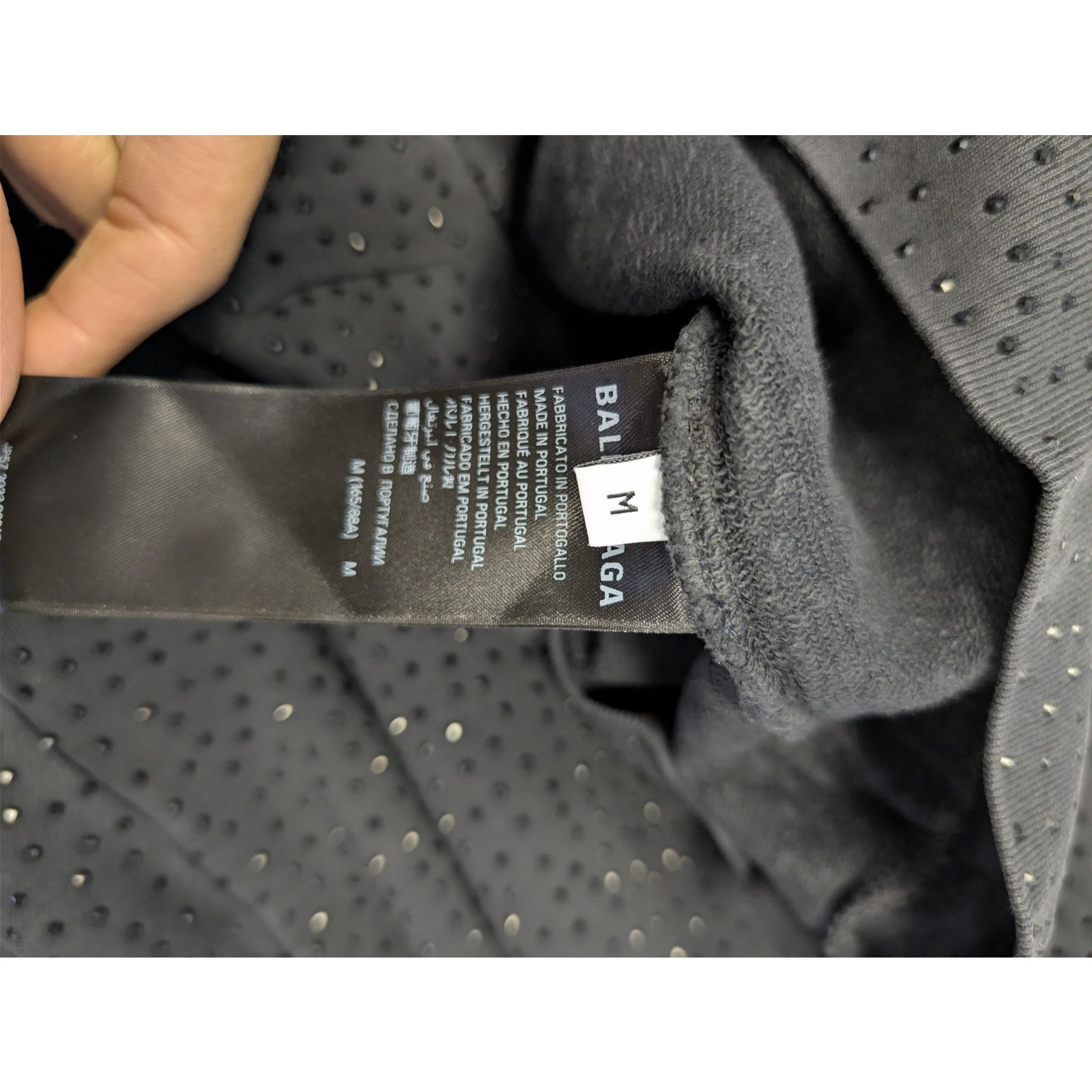 Balenciaga o1rshd1 Crystal-Embellished Small Zip-Up Hoodie Washed Black Size US M / EU 48-50 / 2 - 18 Thumbnail